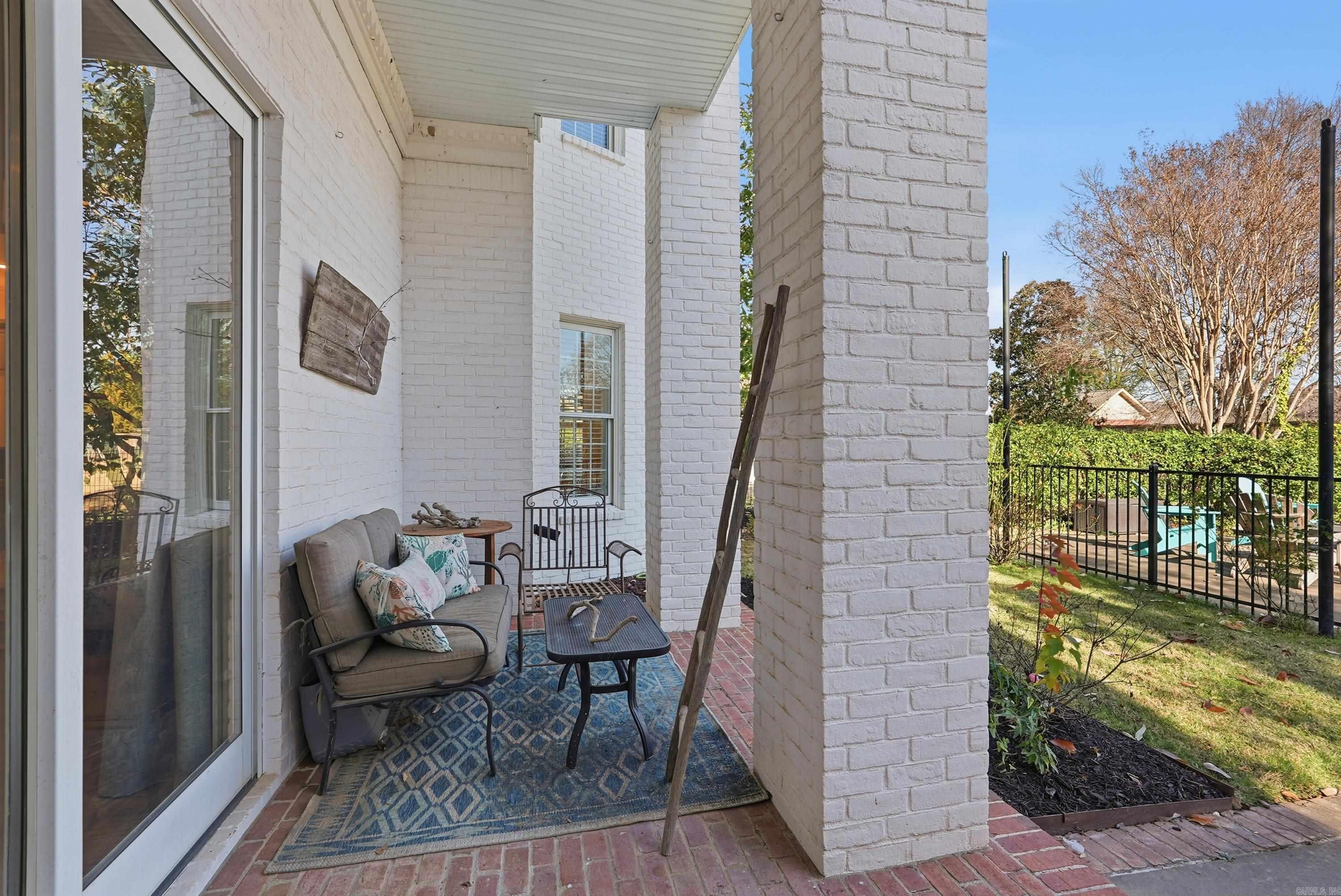 SAVANNAH PARK - Residential