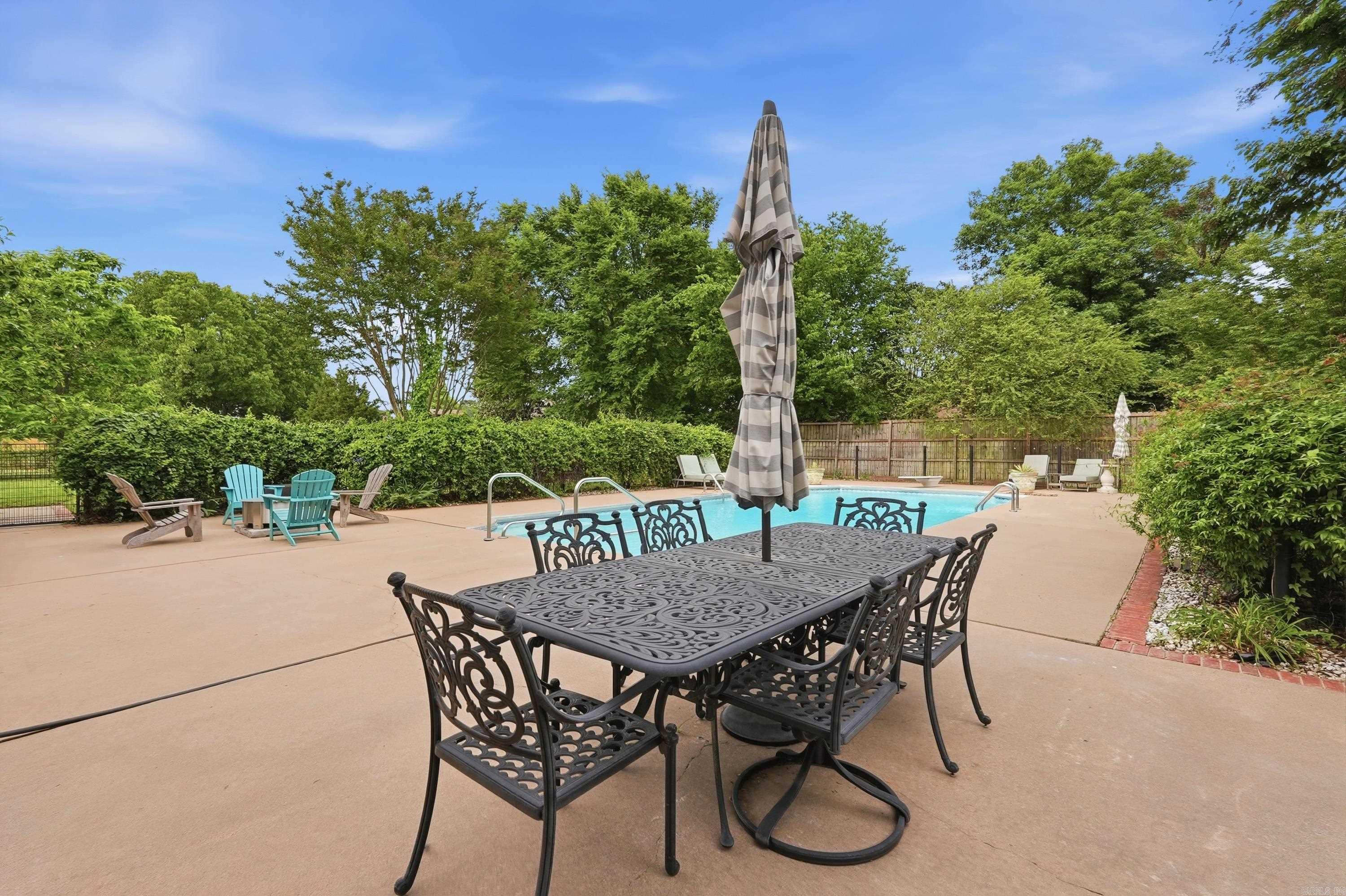 SAVANNAH PARK - Residential