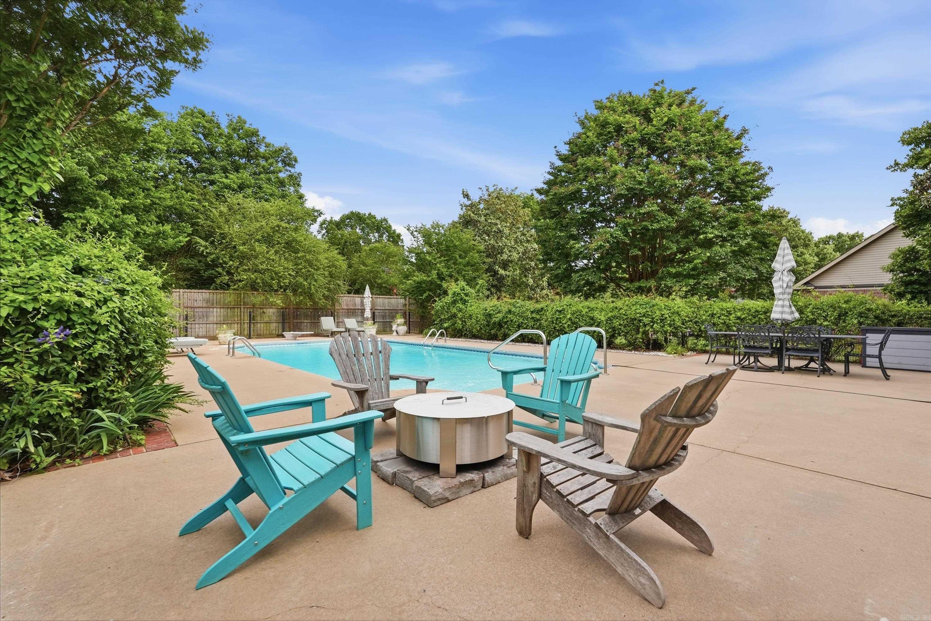 SAVANNAH PARK - Residential