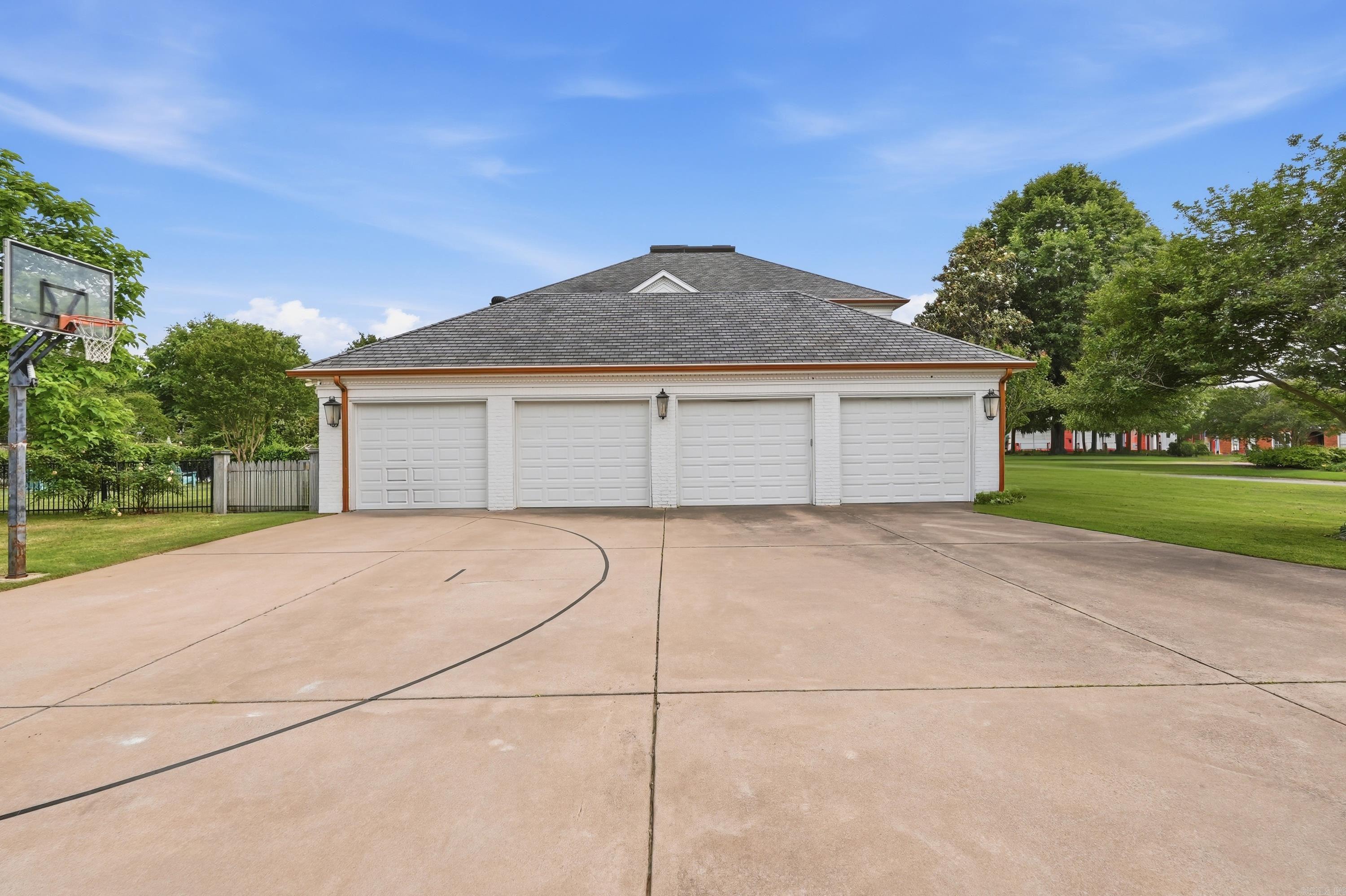 SAVANNAH PARK - Residential