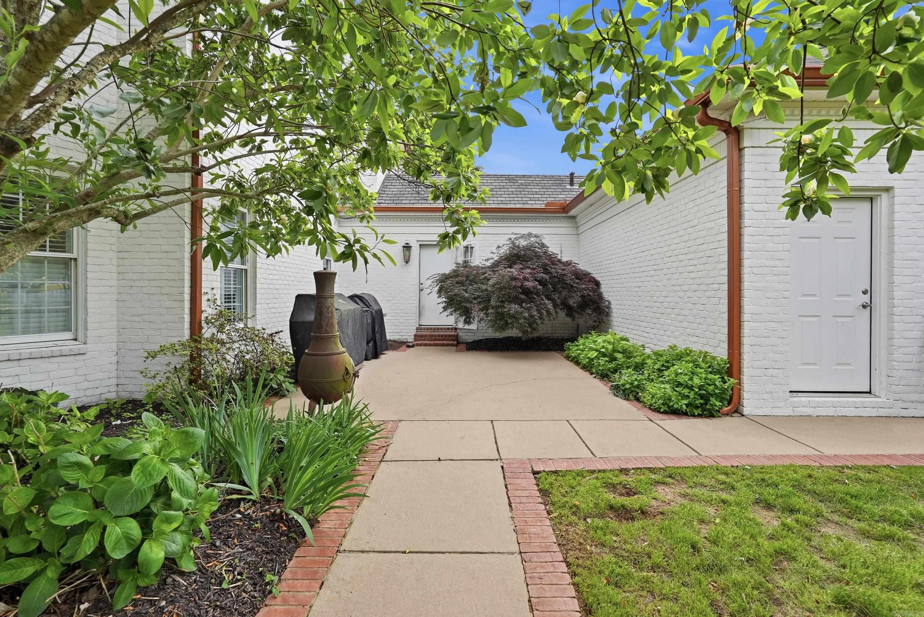 SAVANNAH PARK - Residential