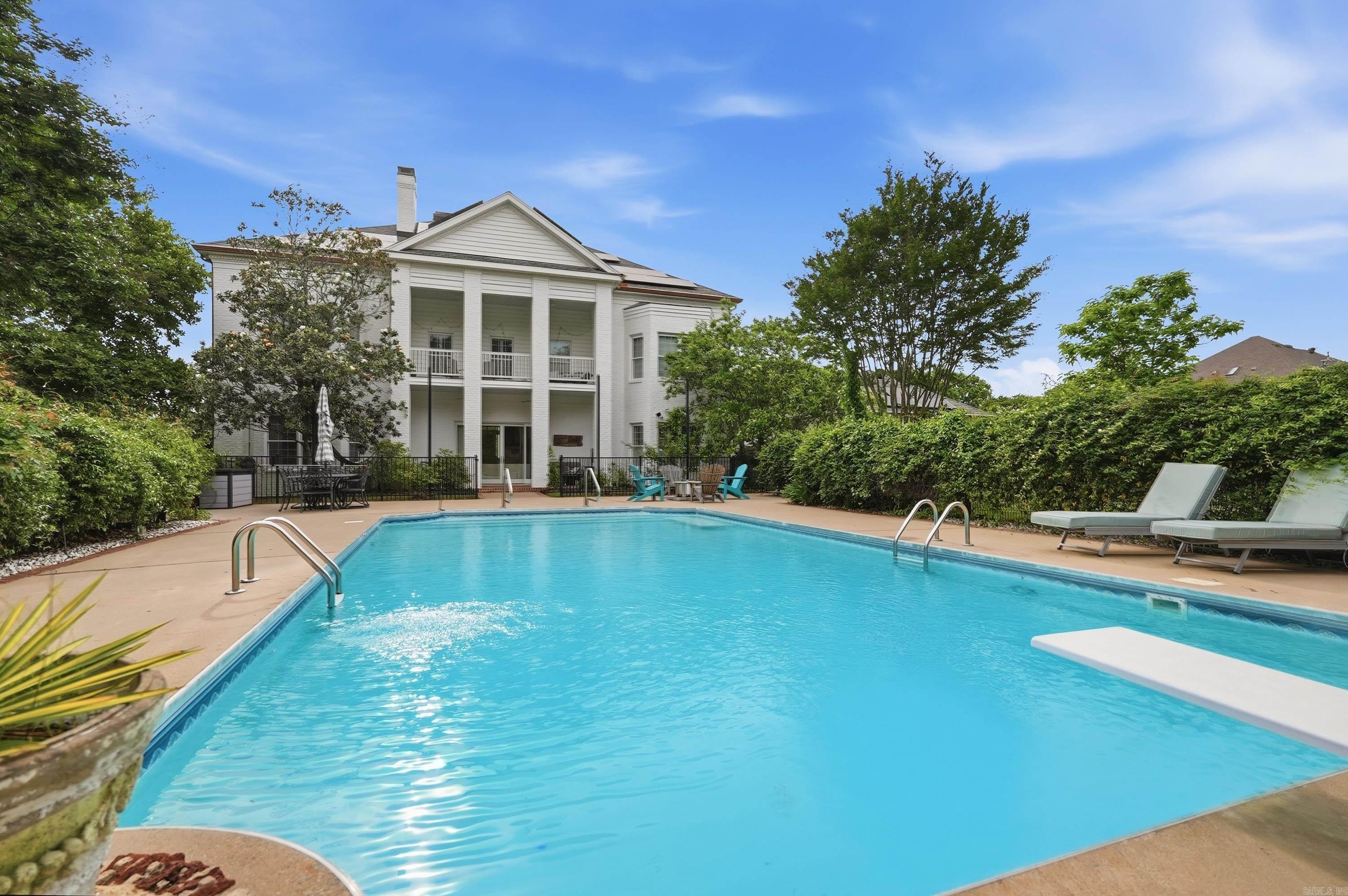 SAVANNAH PARK - Residential