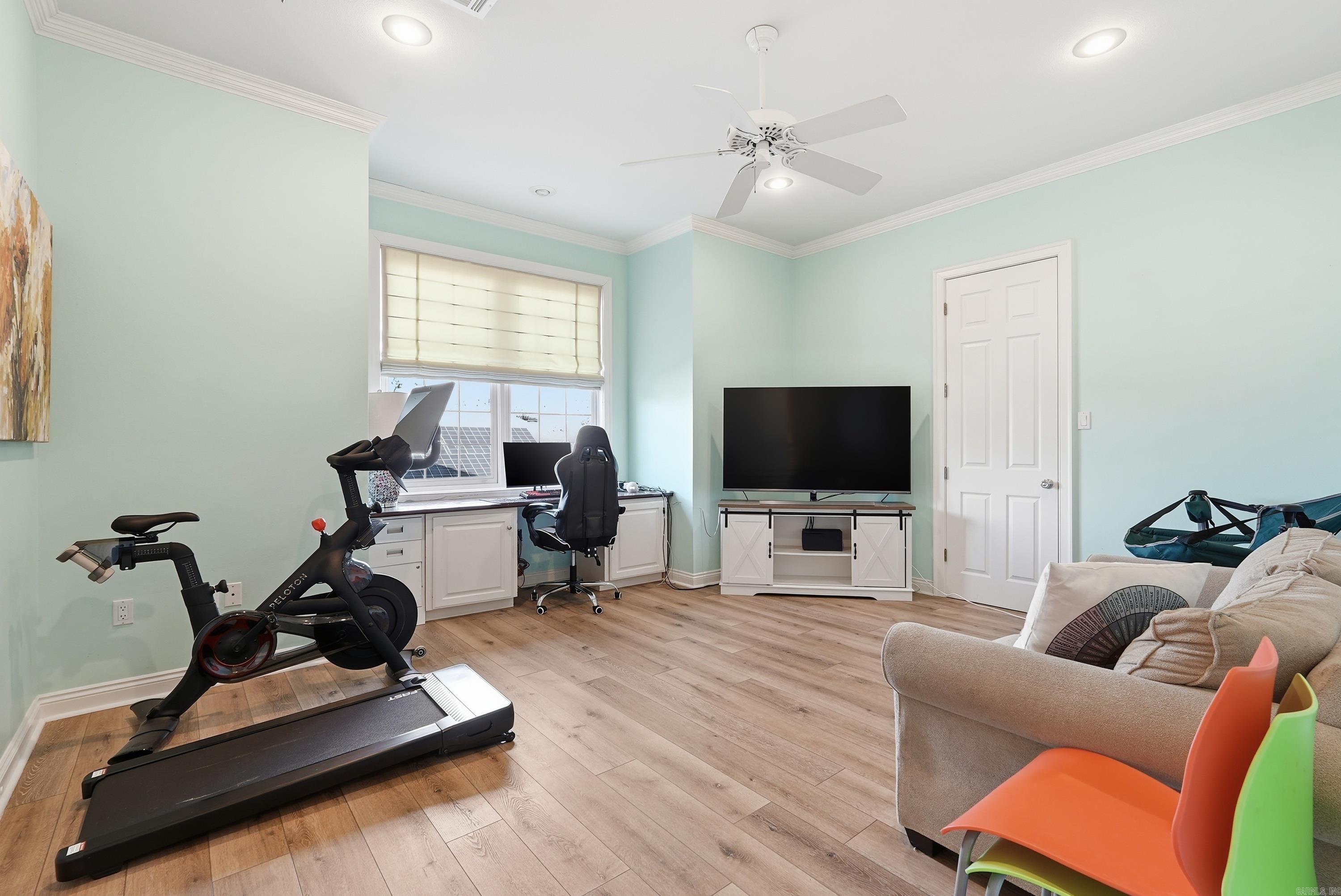 SAVANNAH PARK - Residential