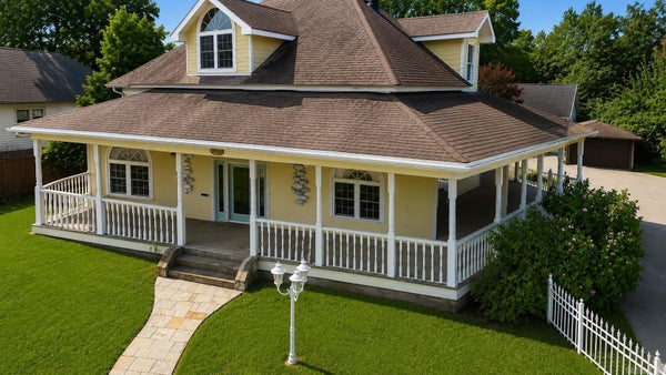 1043 CLINTON ST, ARKADELPHIA, AR 71923 - Image 9ba5843f71d225f3078703f75cb7fc21/930699885