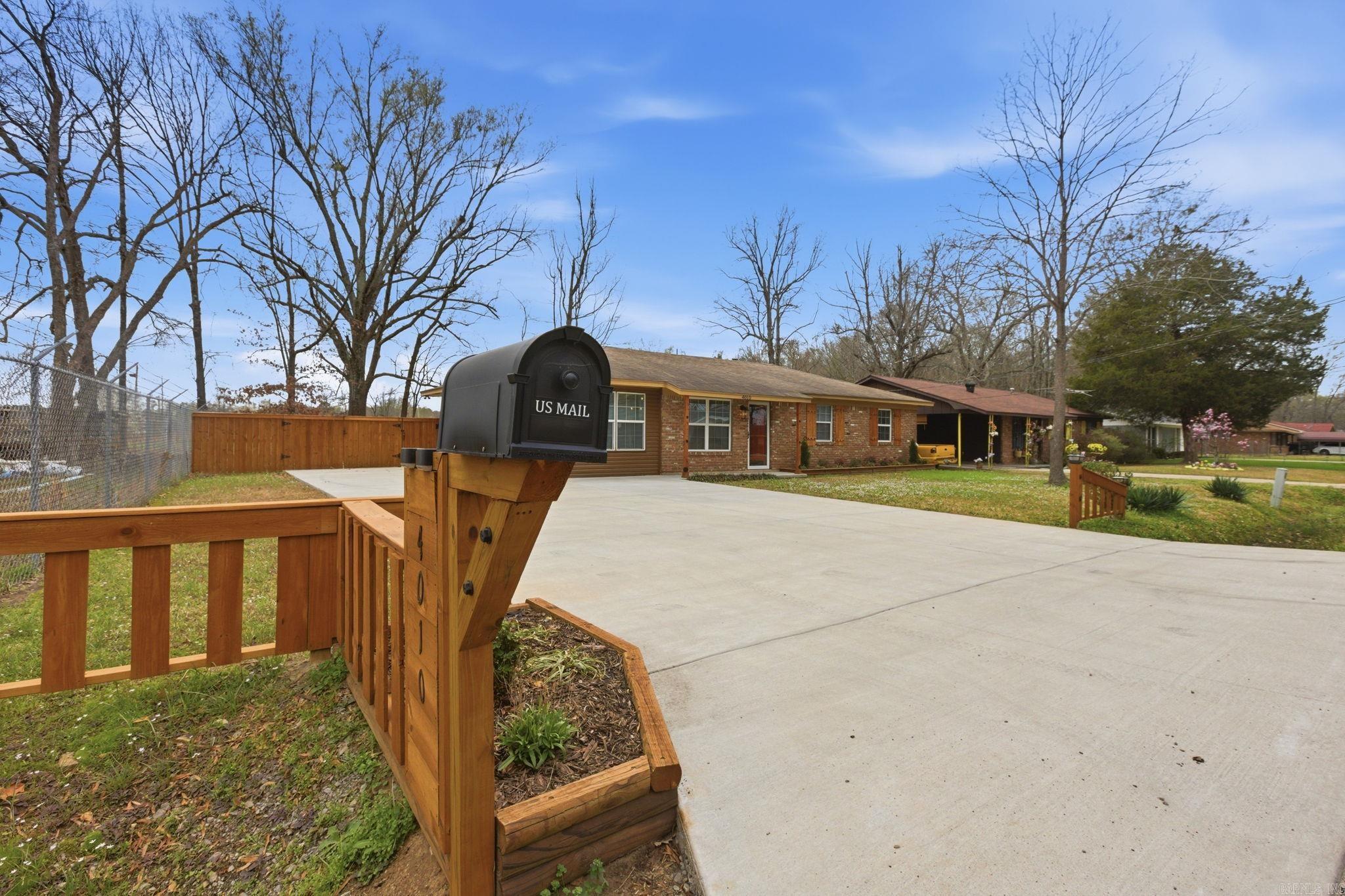 LINCOLN PARK ADD - Residential