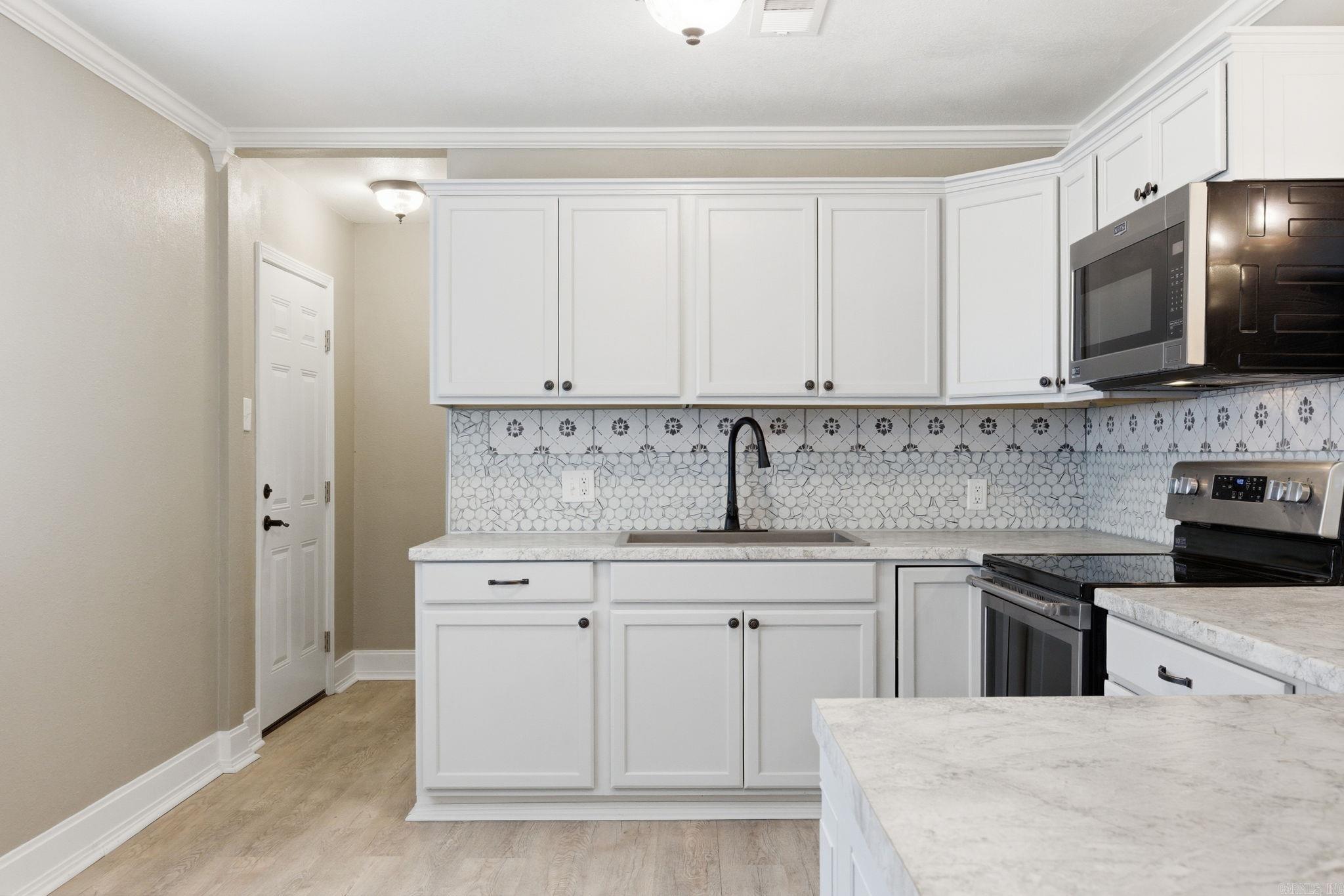 LINCOLN PARK ADD - Residential