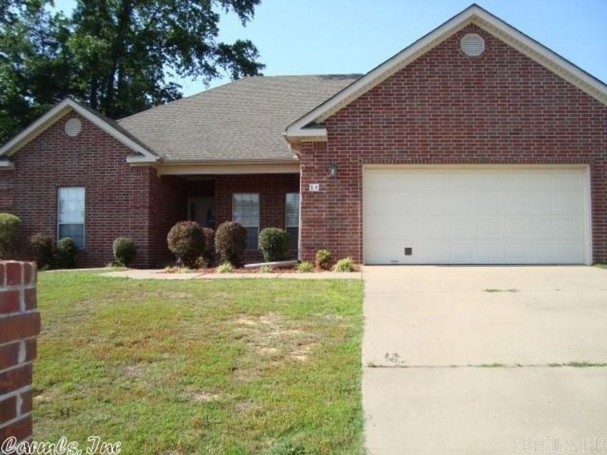 Beautiful home! 4 large bedrooms with a split bedroom plan. Master has a fantastic bath and large walk-in closet. Huge living room with fireplace. Formal dining with hardwood floors and tall ceiling. Kitchen with tons of cabinet space, dining area, and breakfast bar. Nice laundry room. Deck in back with privacy fenced backyard. Nice quiet area in a great neighborhood.