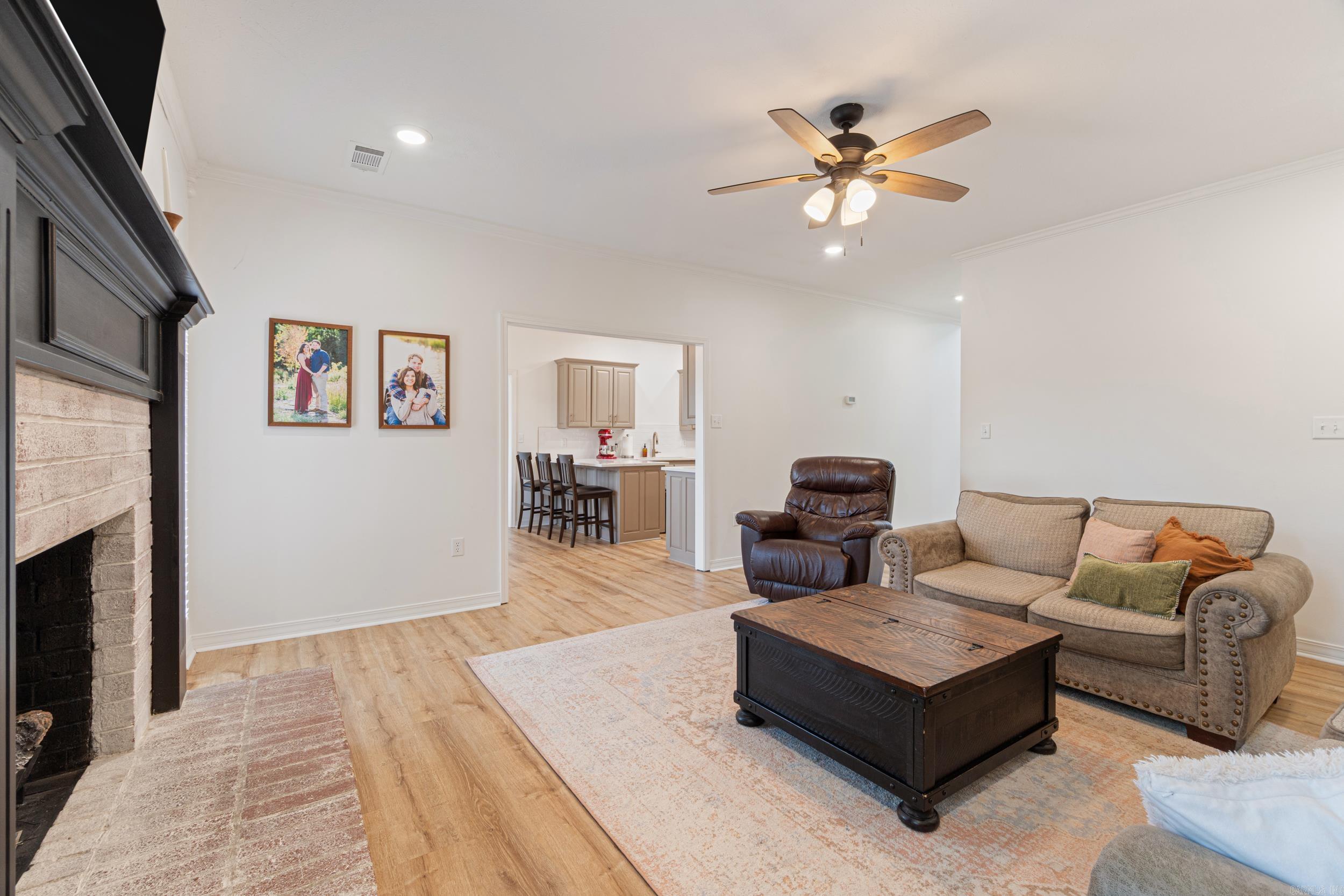 BELVEDERE COURT - Residential