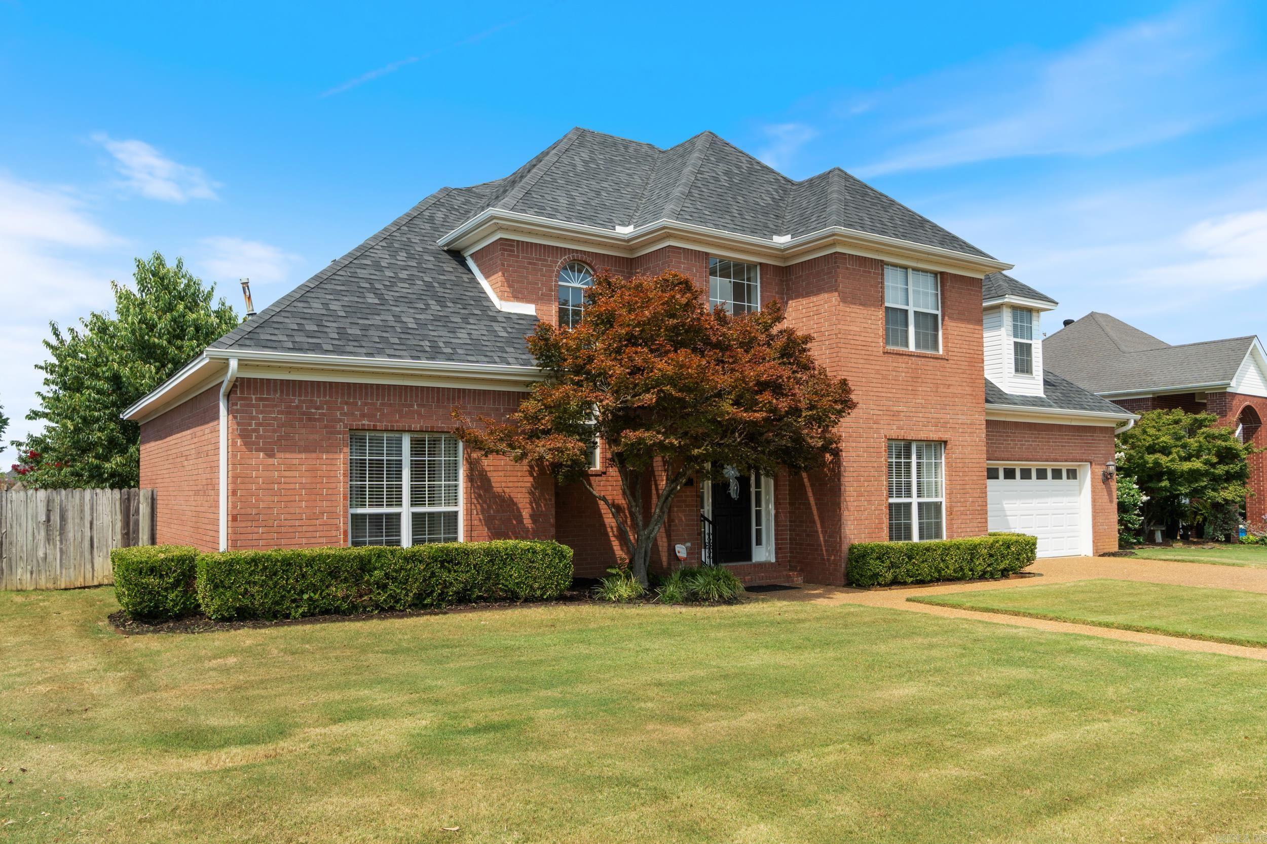 BELVEDERE COURT - Residential