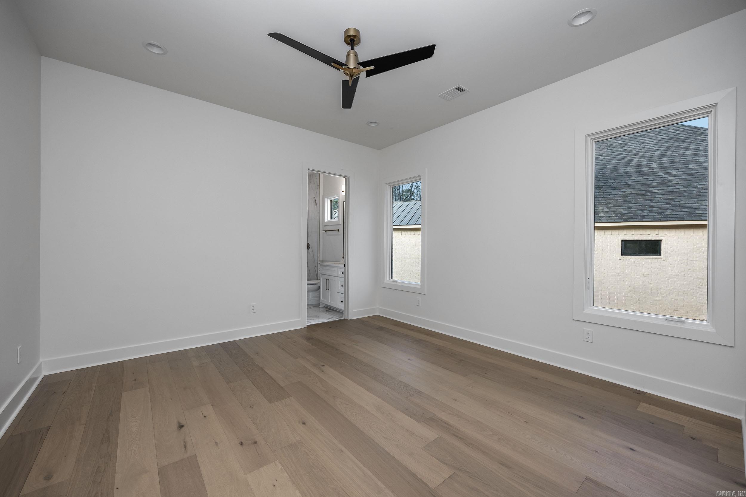 CHENAL VALLEY "MIRAMONT CIRCLE" - Residential