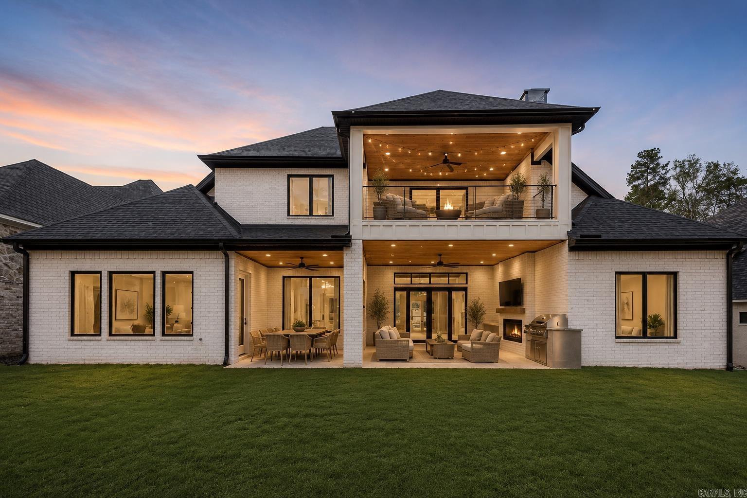 CHENAL VALLEY "MIRAMONT CIRCLE" - Residential