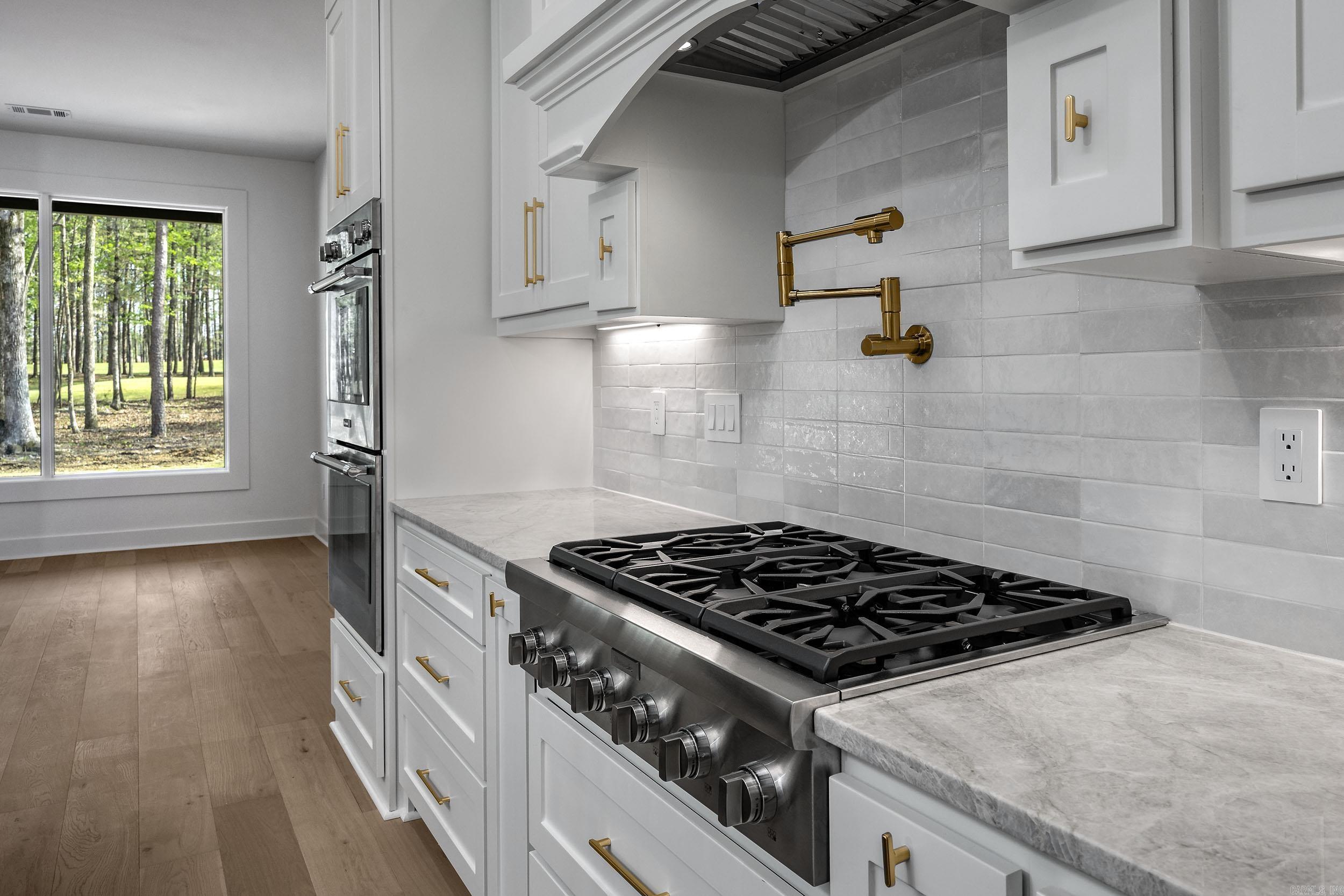 CHENAL VALLEY "MIRAMONT CIRCLE" - Residential