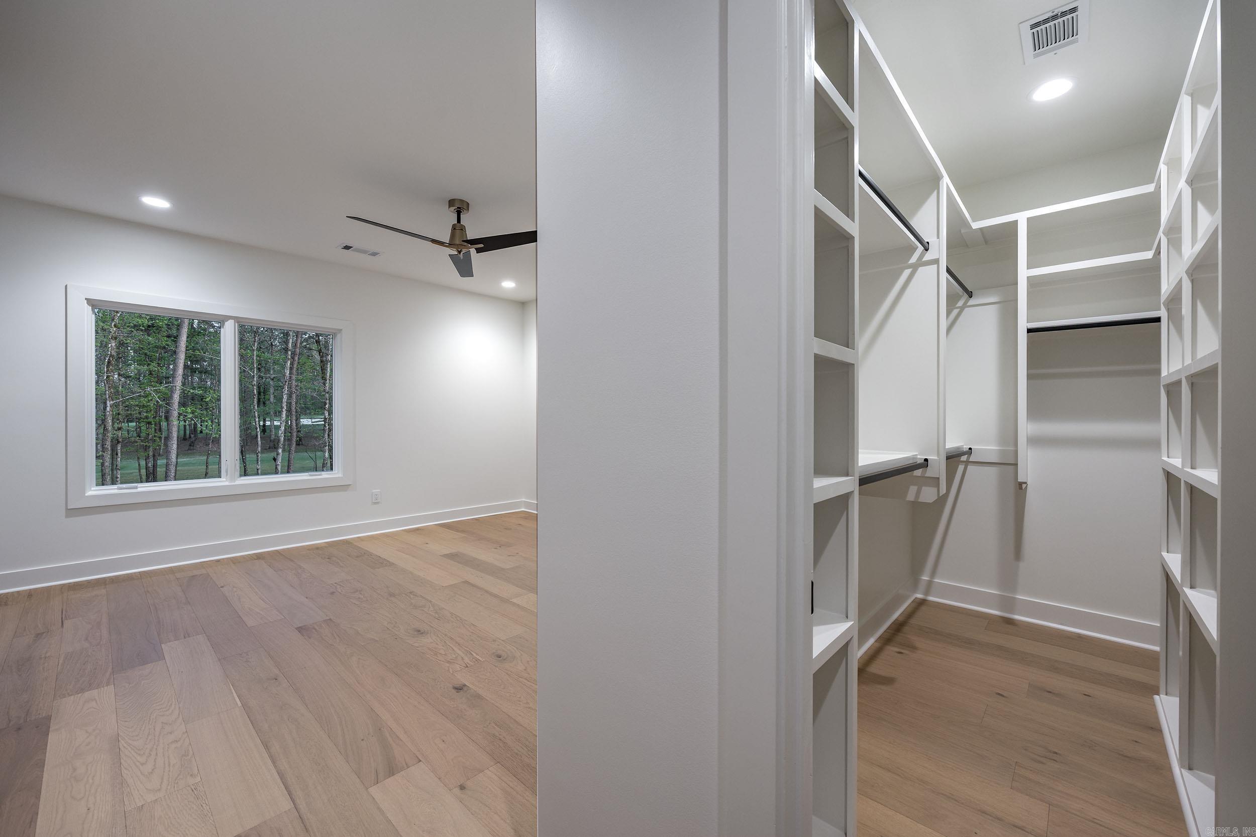 CHENAL VALLEY "MIRAMONT CIRCLE" - Residential