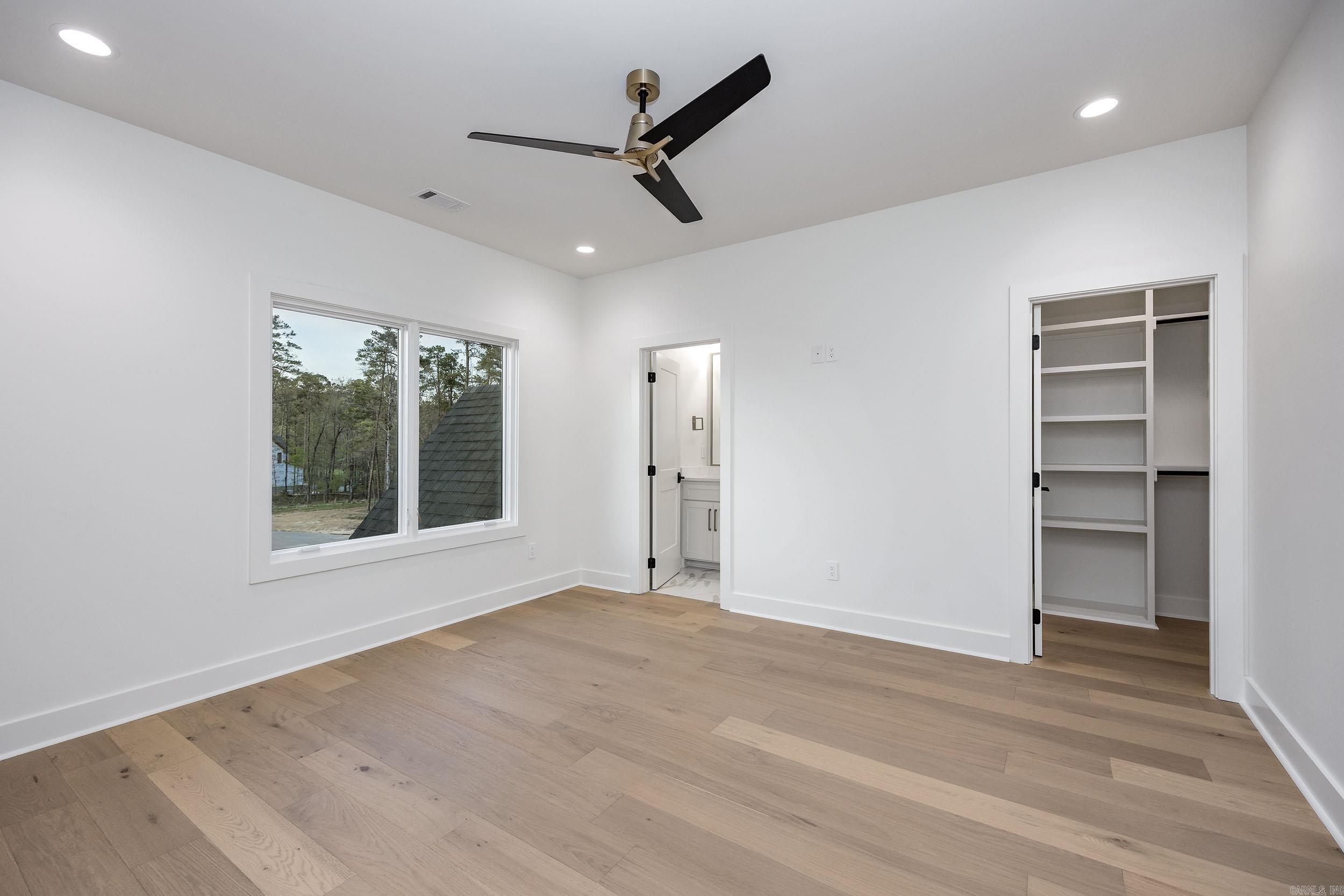 CHENAL VALLEY "MIRAMONT CIRCLE" - Residential