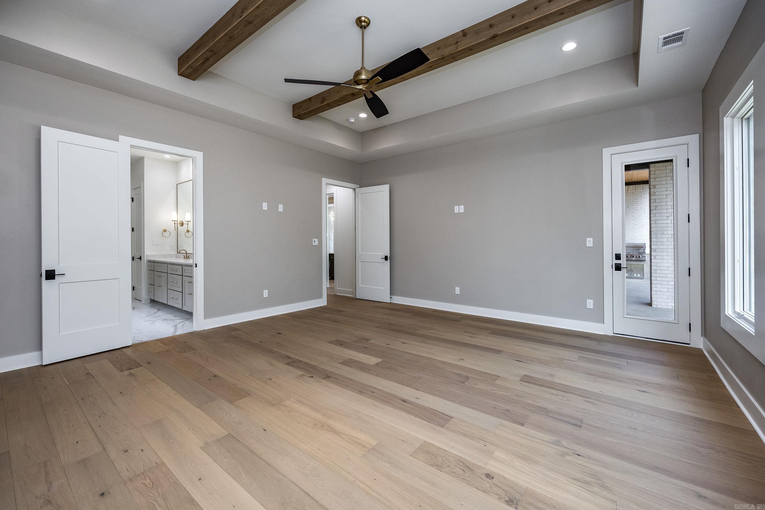 CHENAL VALLEY "MIRAMONT CIRCLE" - Residential