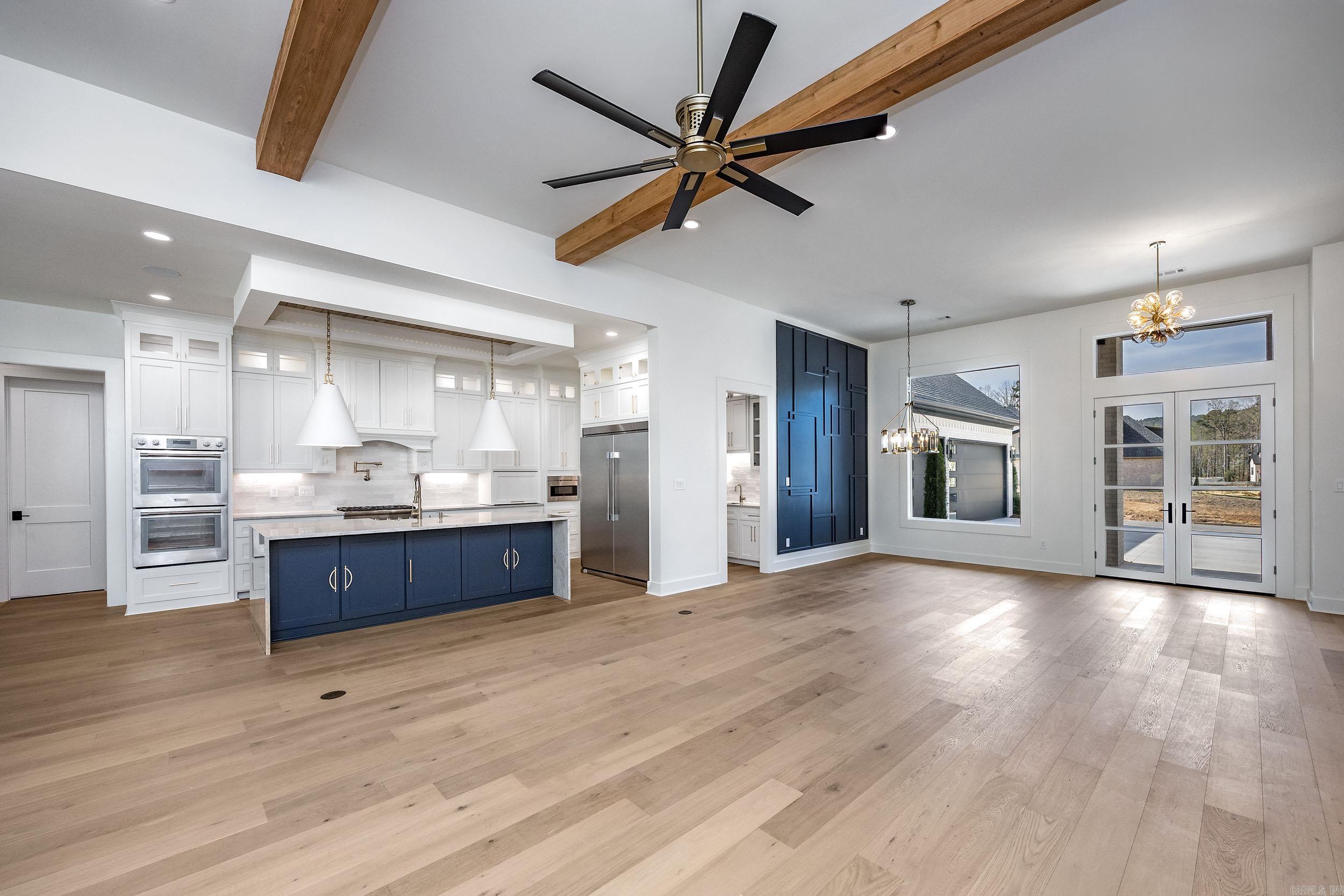 CHENAL VALLEY "MIRAMONT CIRCLE" - Residential