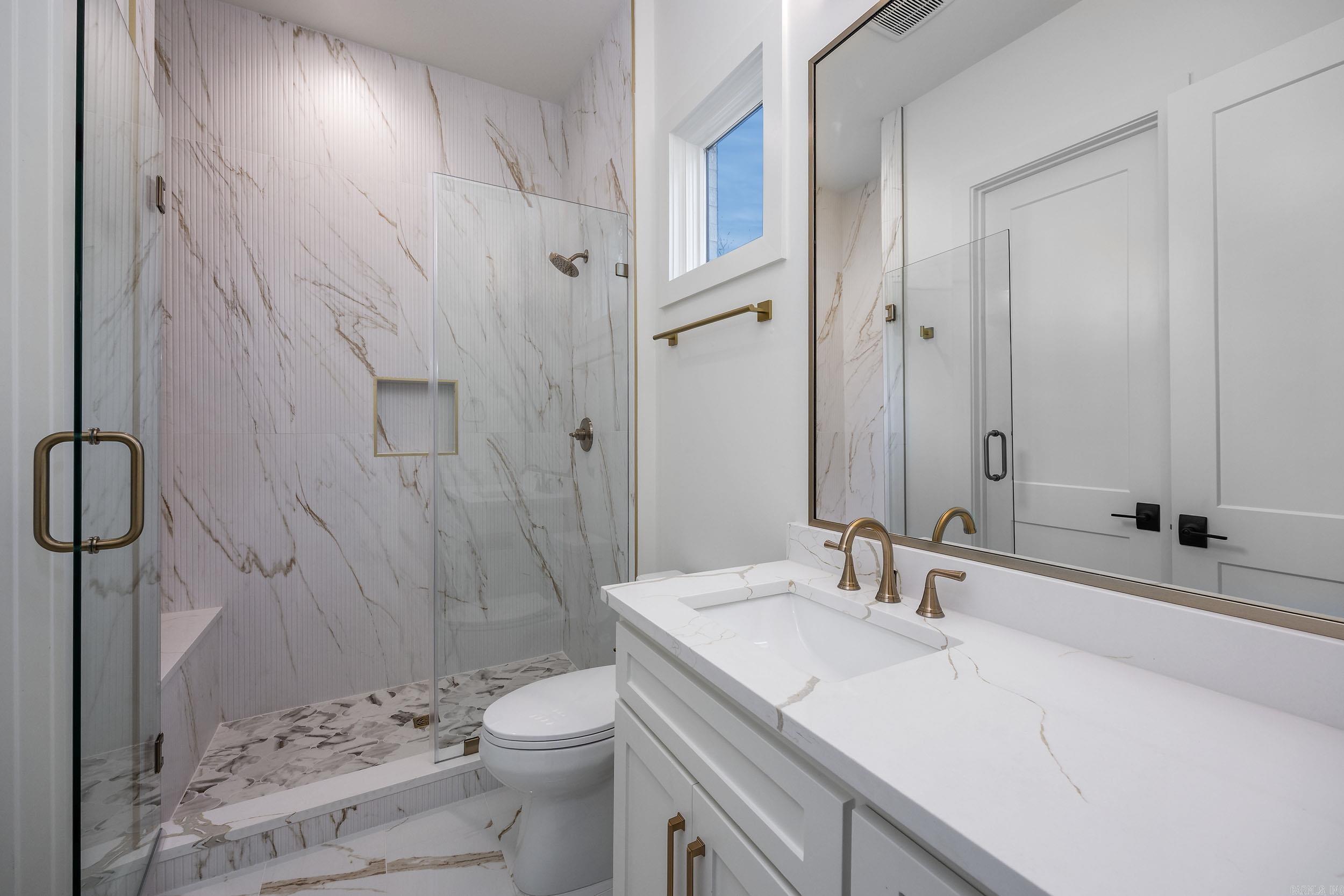 CHENAL VALLEY "MIRAMONT CIRCLE" - Residential