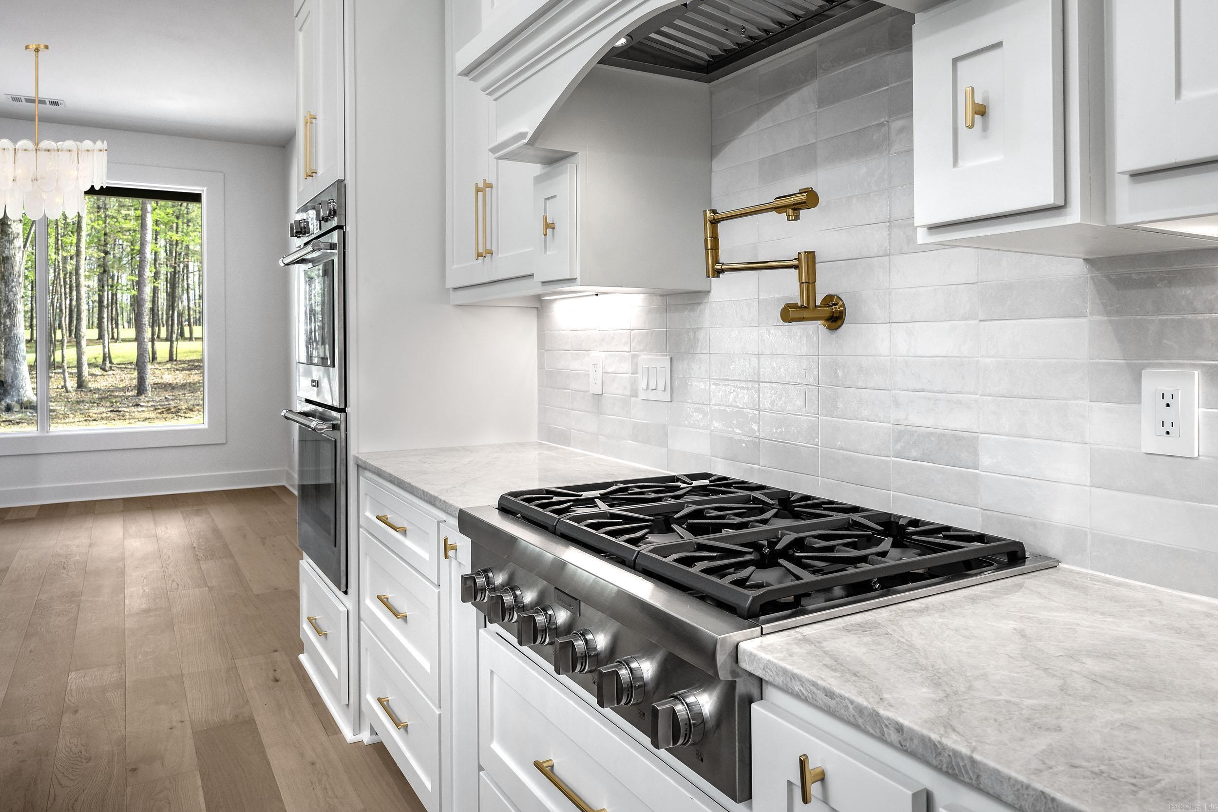 CHENAL VALLEY "MIRAMONT CIRCLE" - Residential