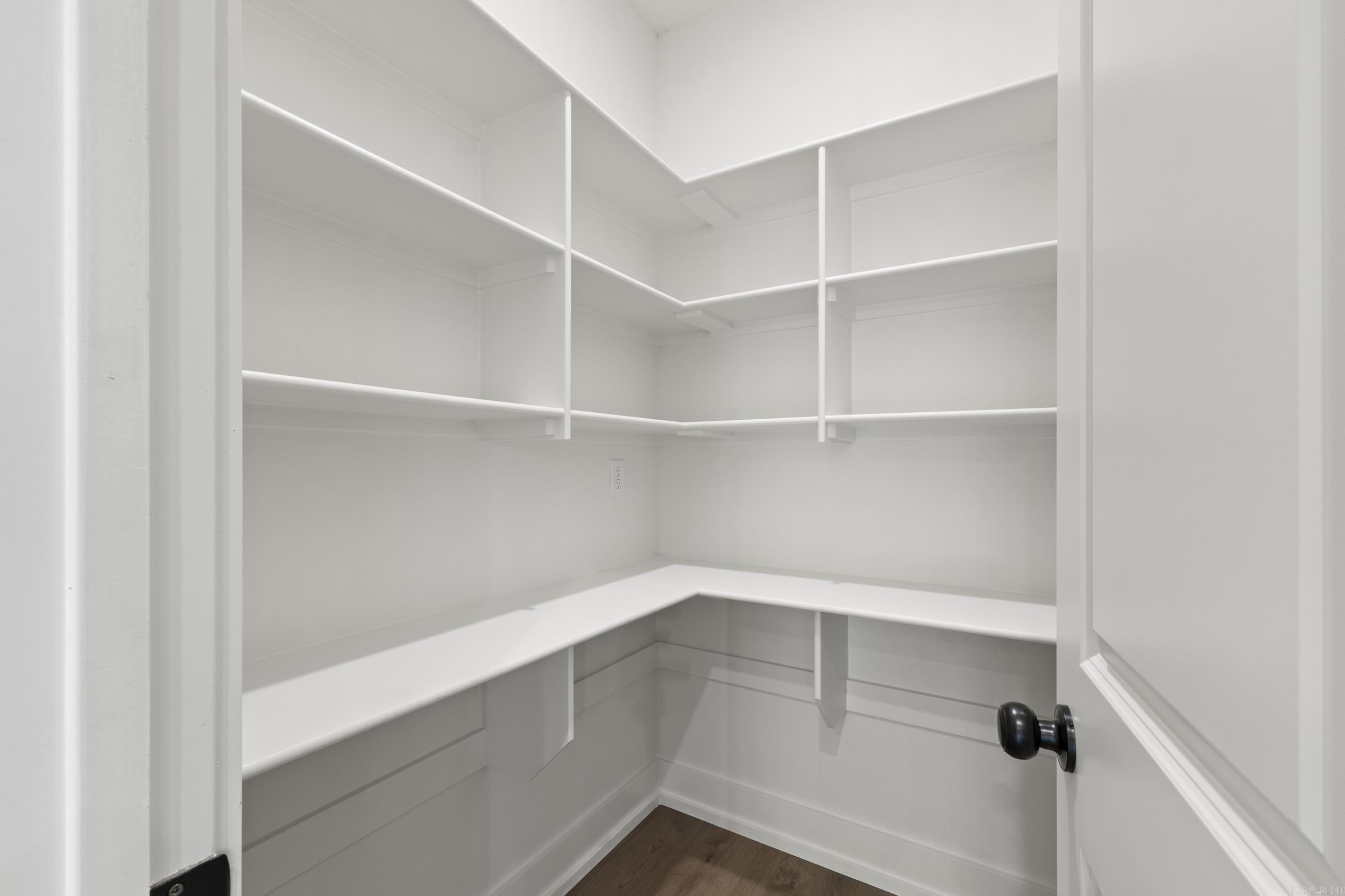 EAST MEADOW - Residential