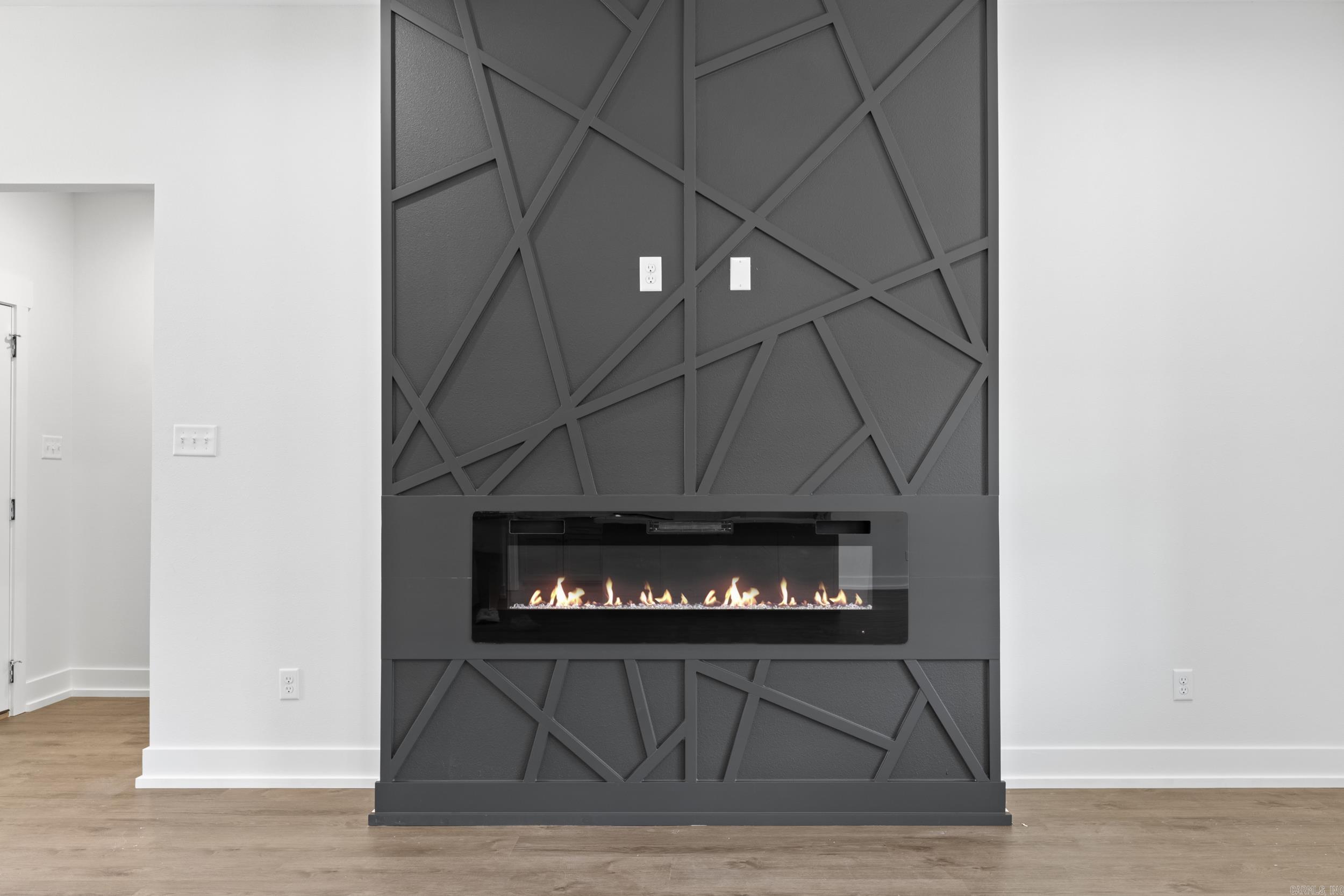 EAST MEADOW - Residential