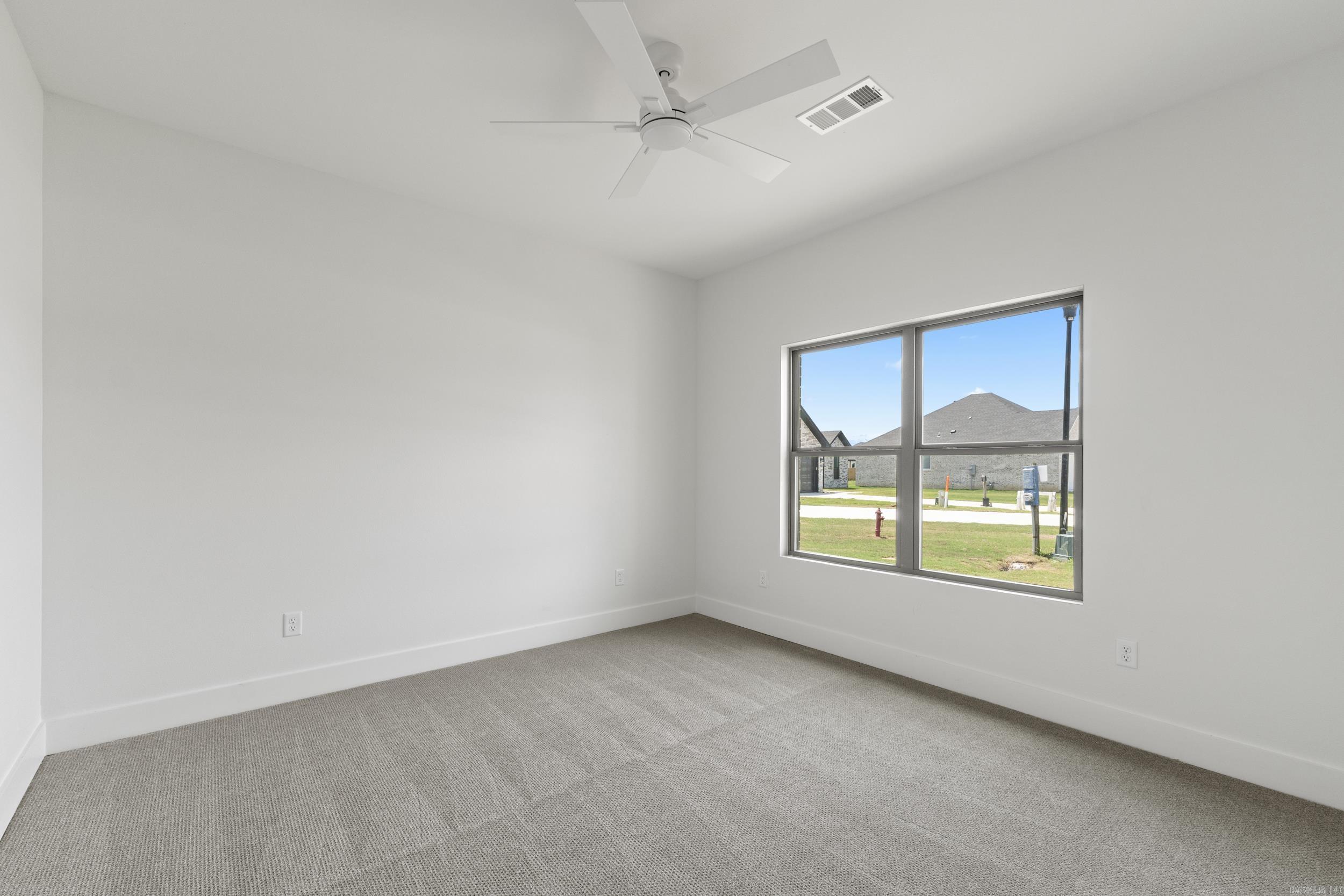 EAST MEADOW - Residential