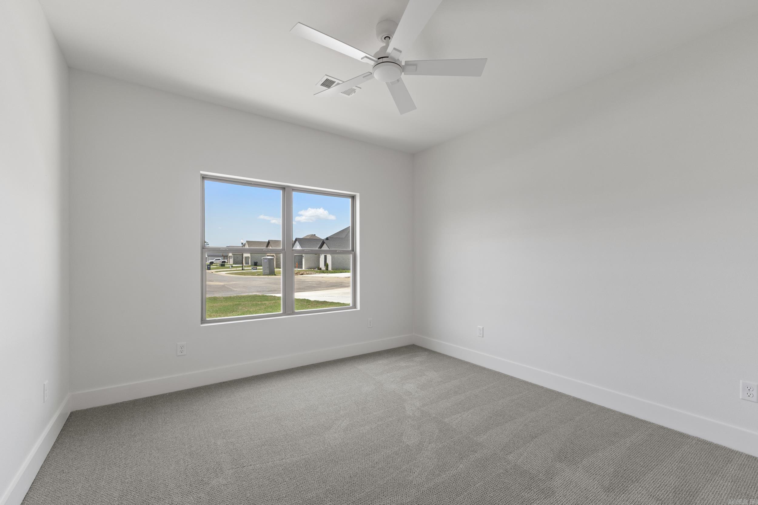 EAST MEADOW - Residential