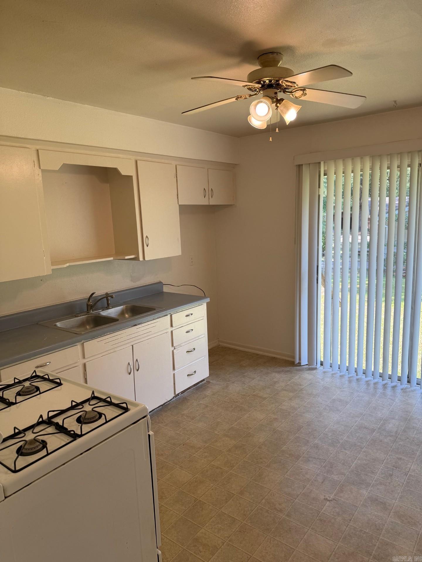 WAKEFIELD VILLAGE - Residential