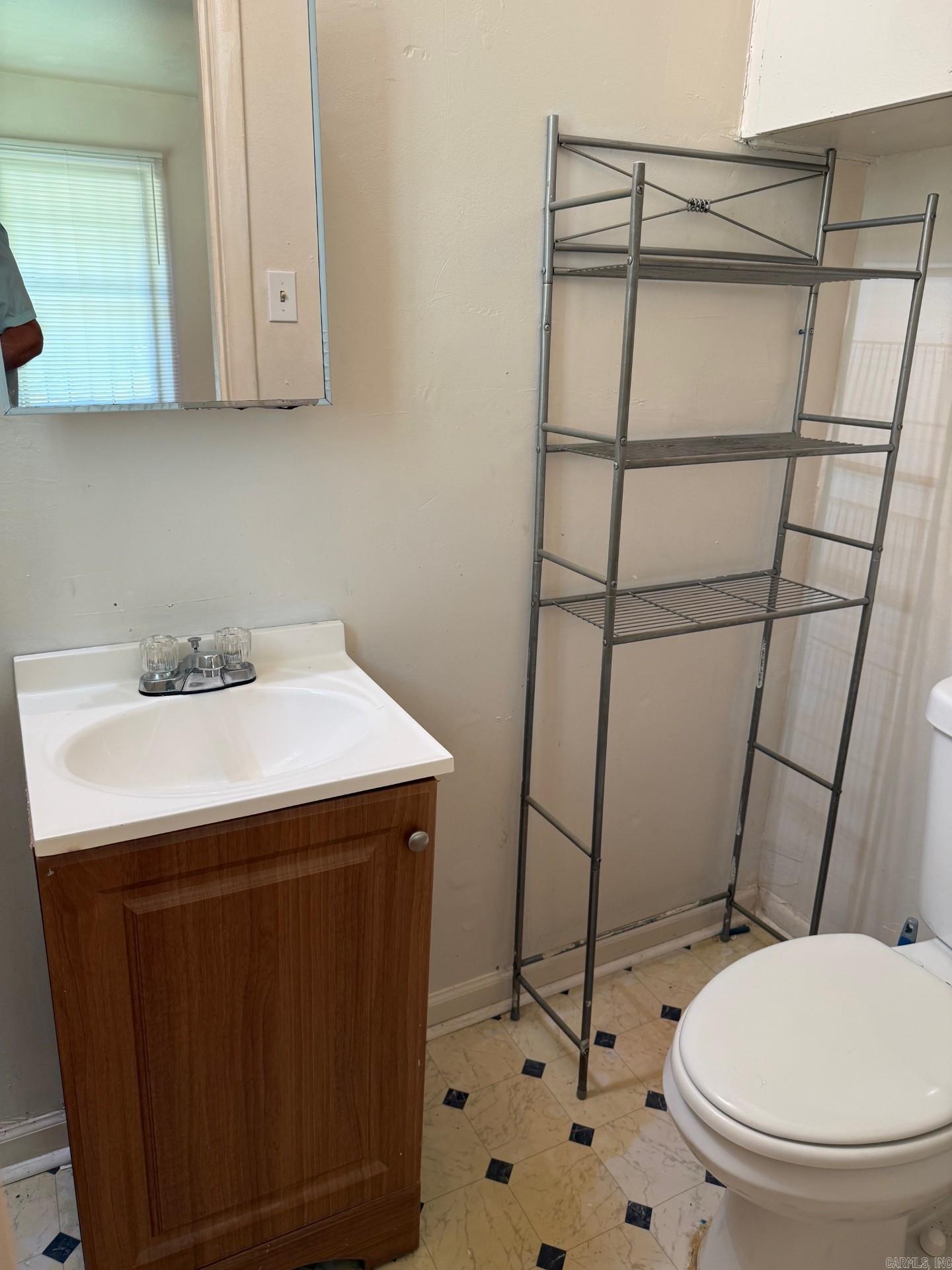 WAKEFIELD VILLAGE - Residential