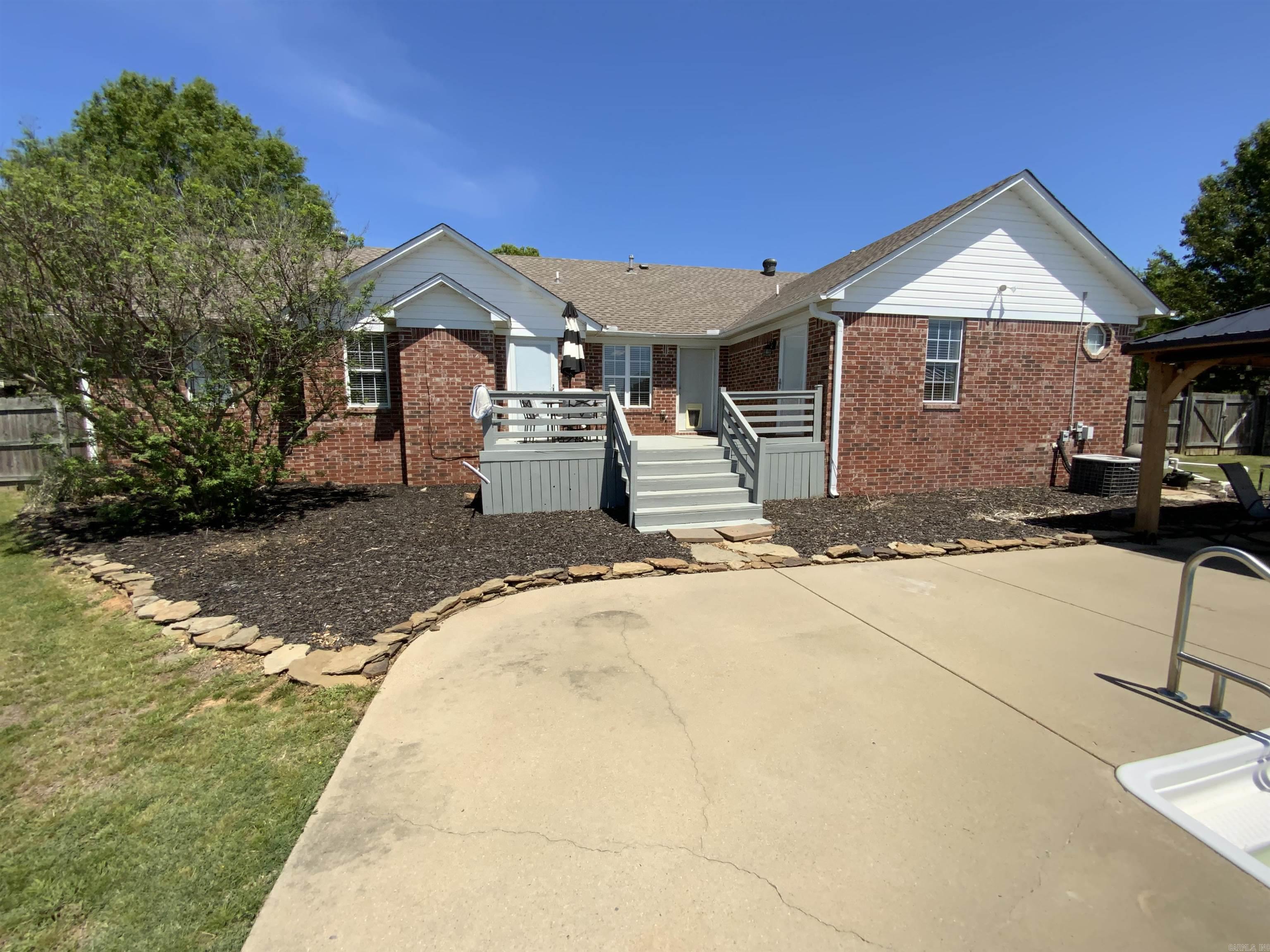 HILLCREST ESTATES - Residential