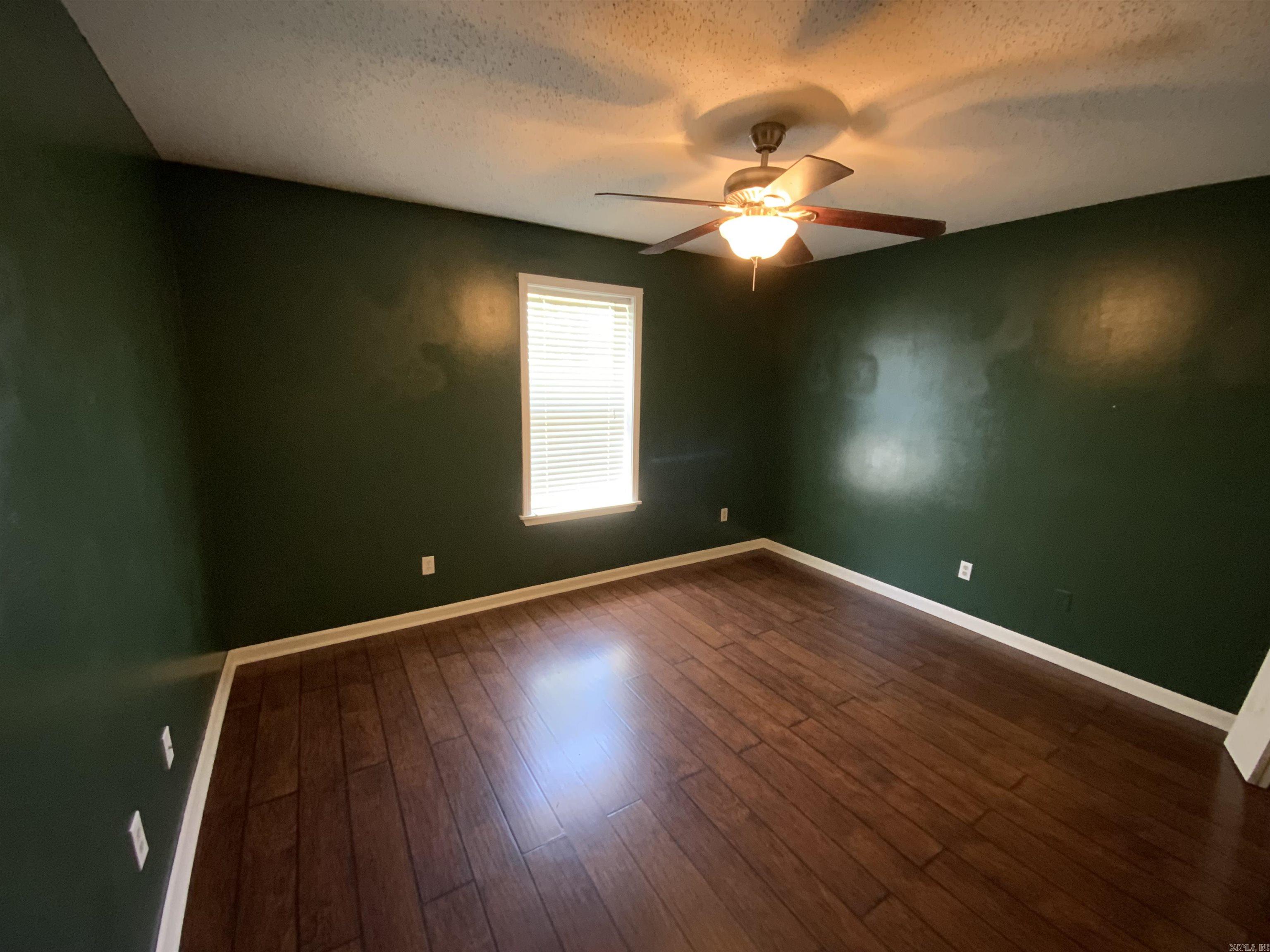 HILLCREST ESTATES - Residential