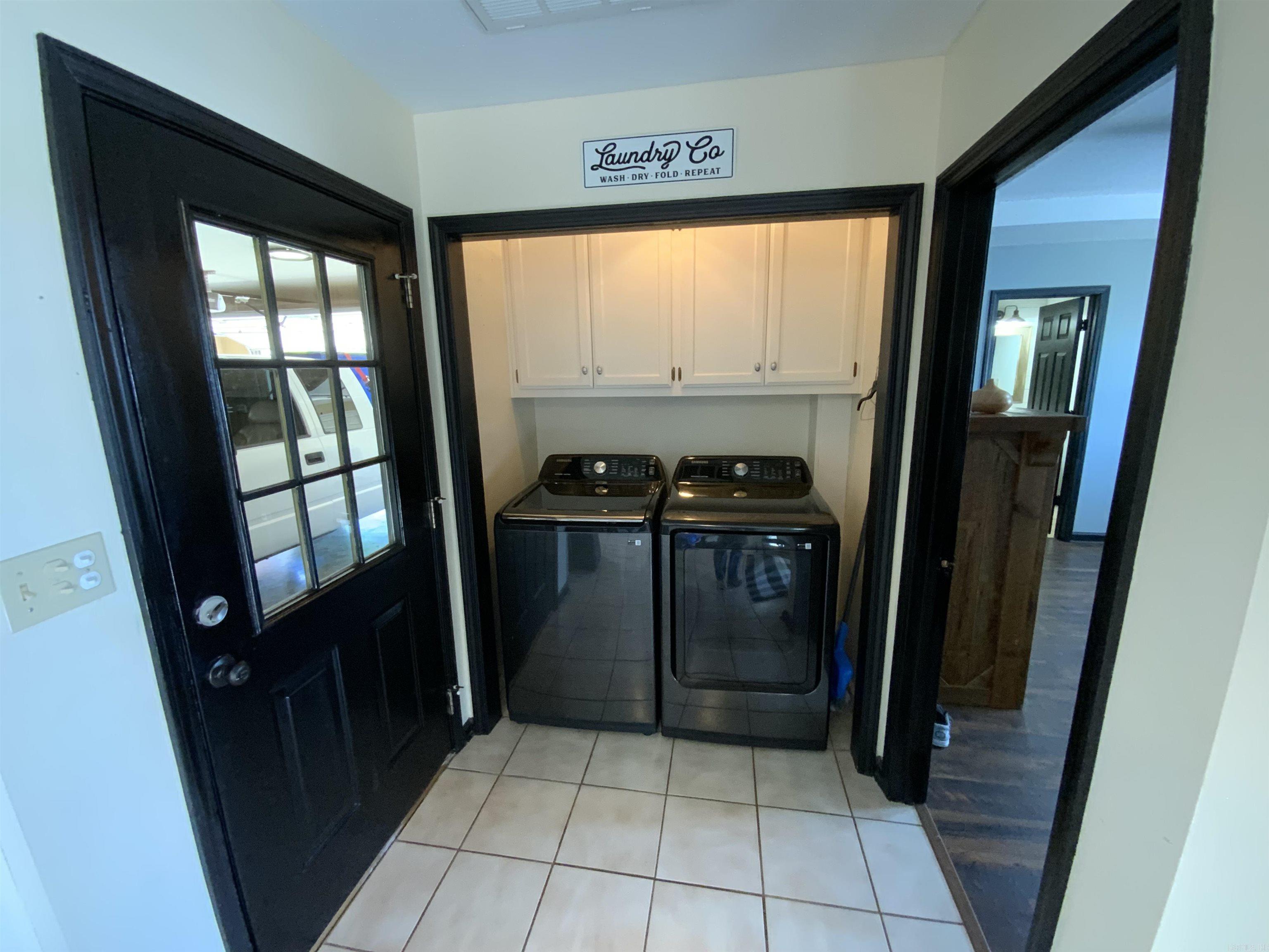 HILLCREST ESTATES - Residential