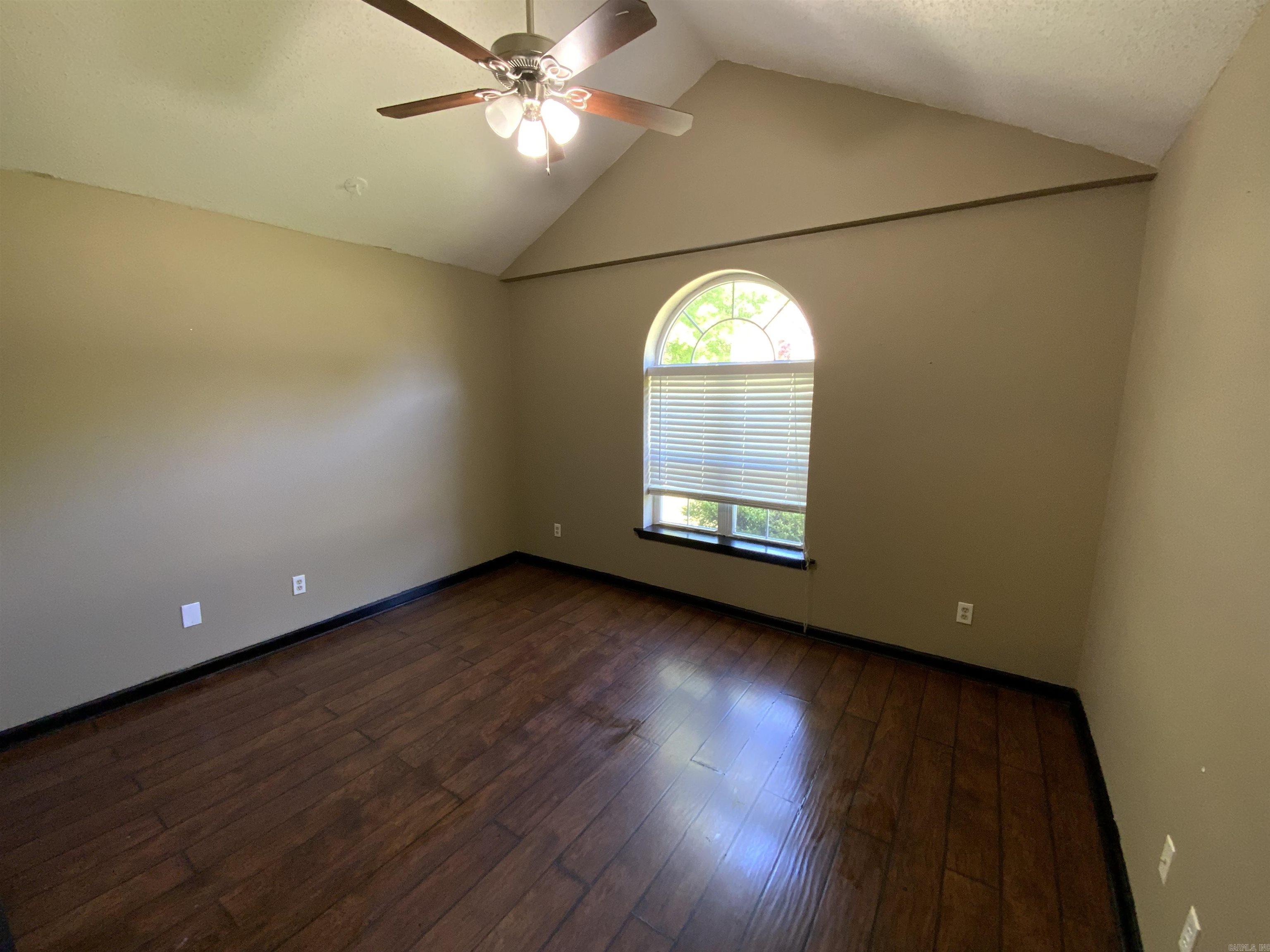 HILLCREST ESTATES - Residential