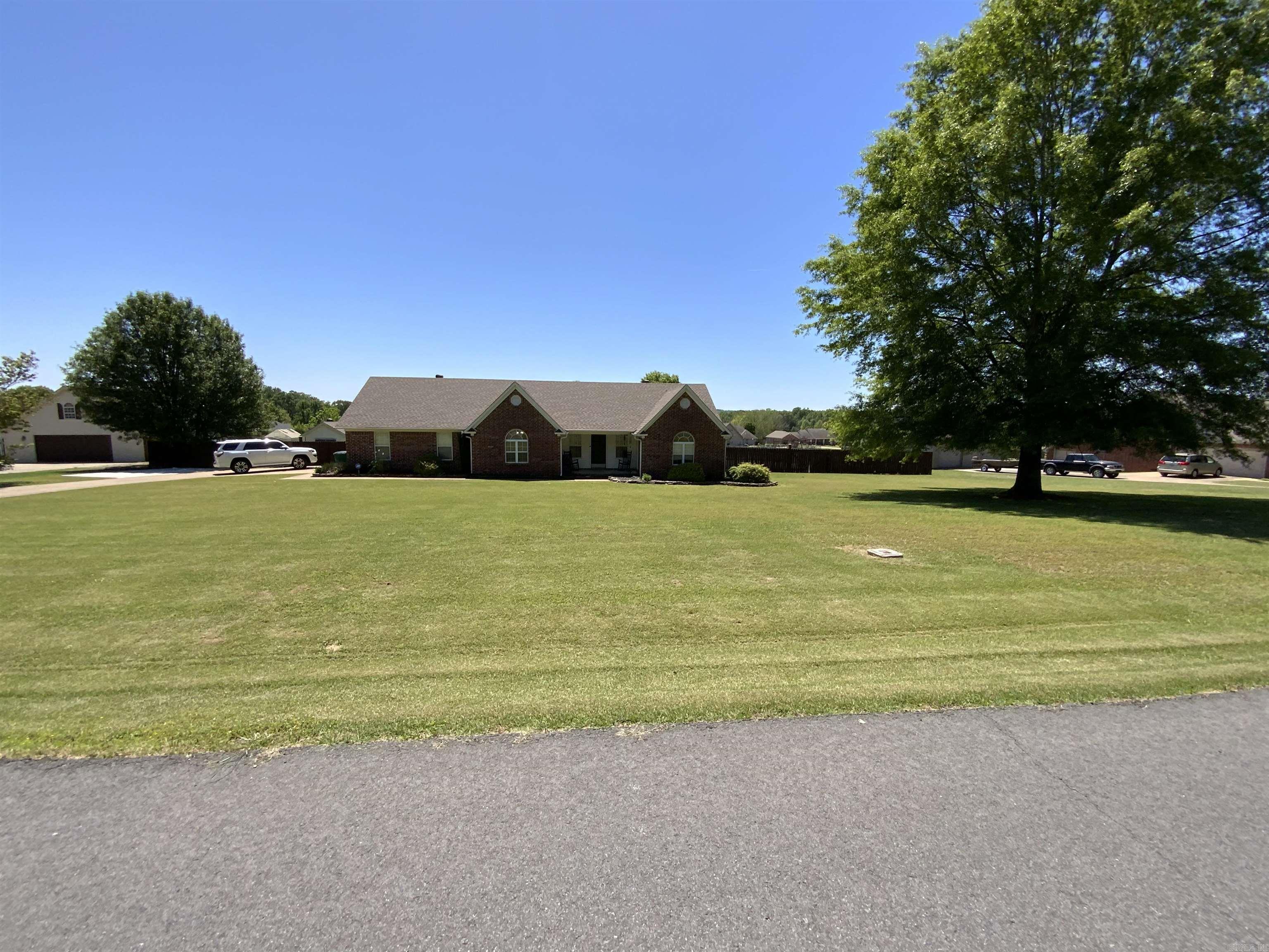 HILLCREST ESTATES - Residential