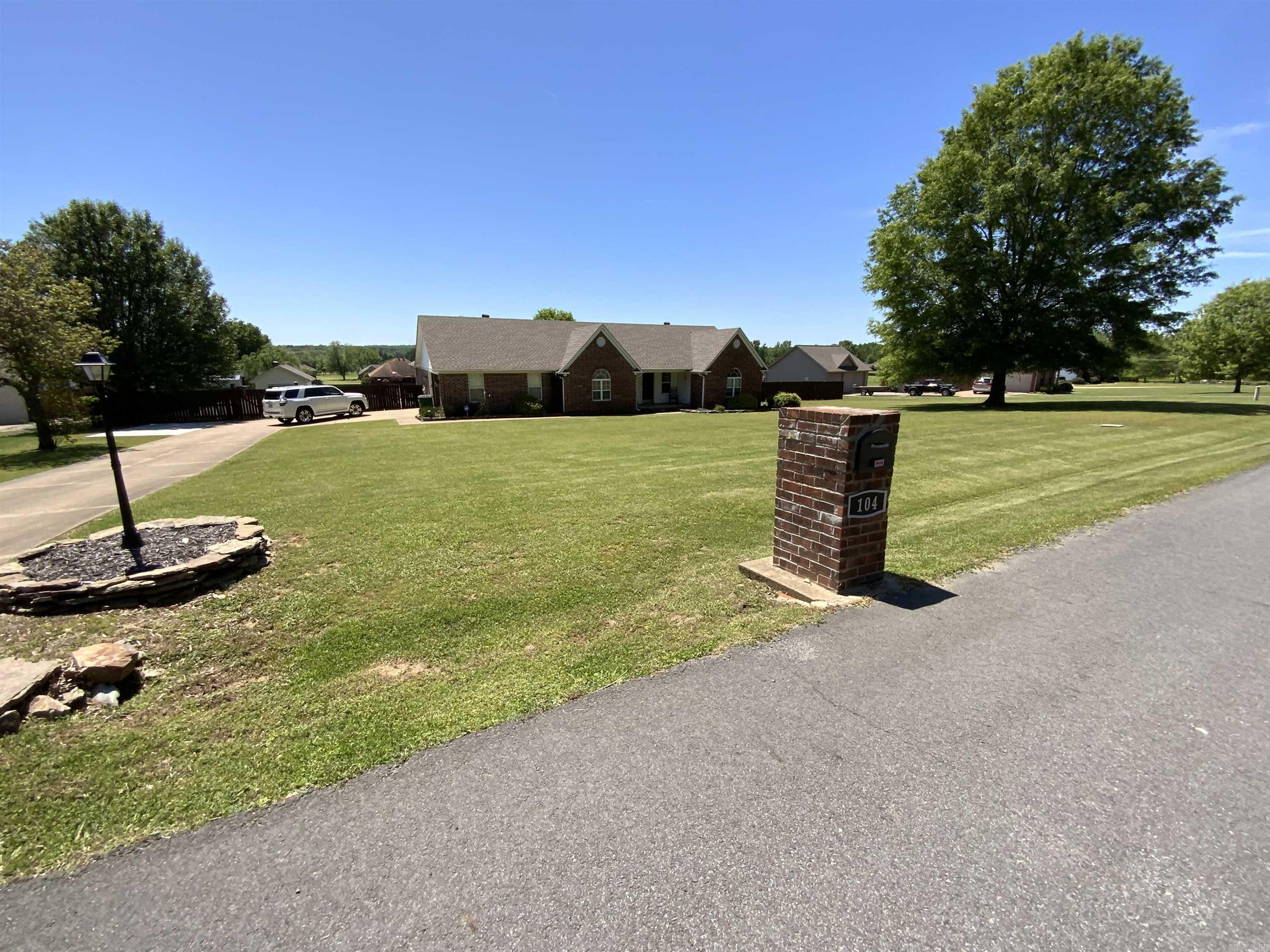 HILLCREST ESTATES - Residential