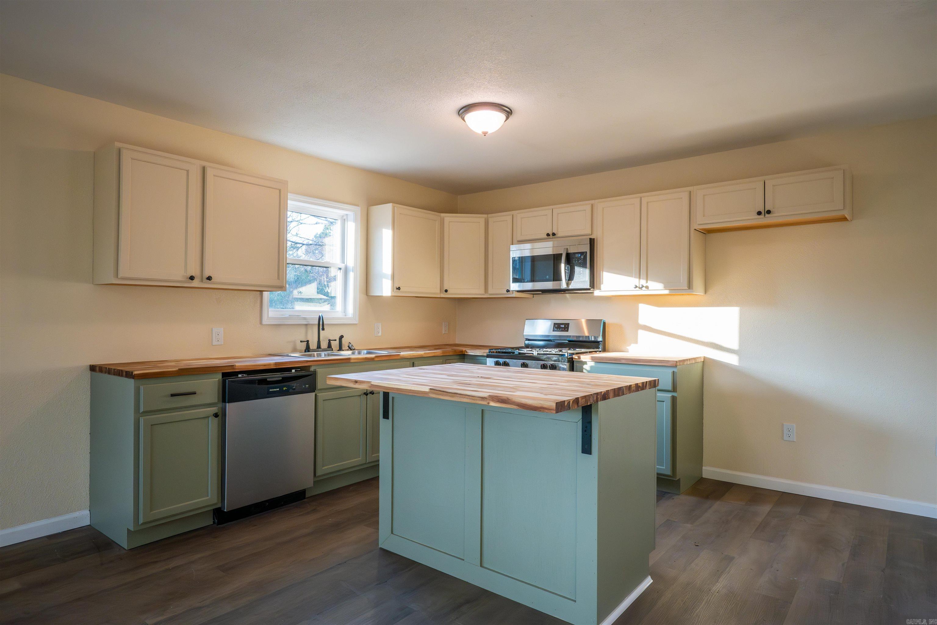 Mount Pleasant - Residential