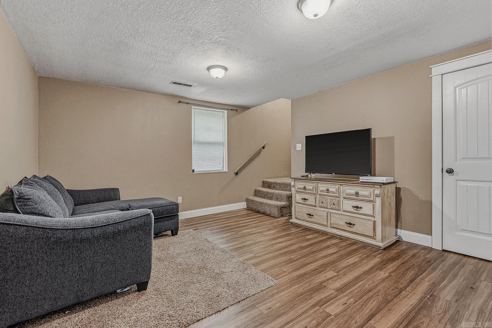 Roselee - Residential