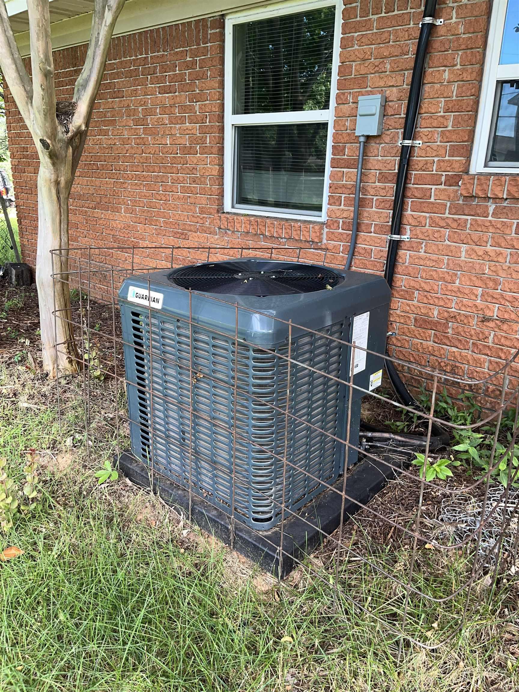 PINECROFT - Residential