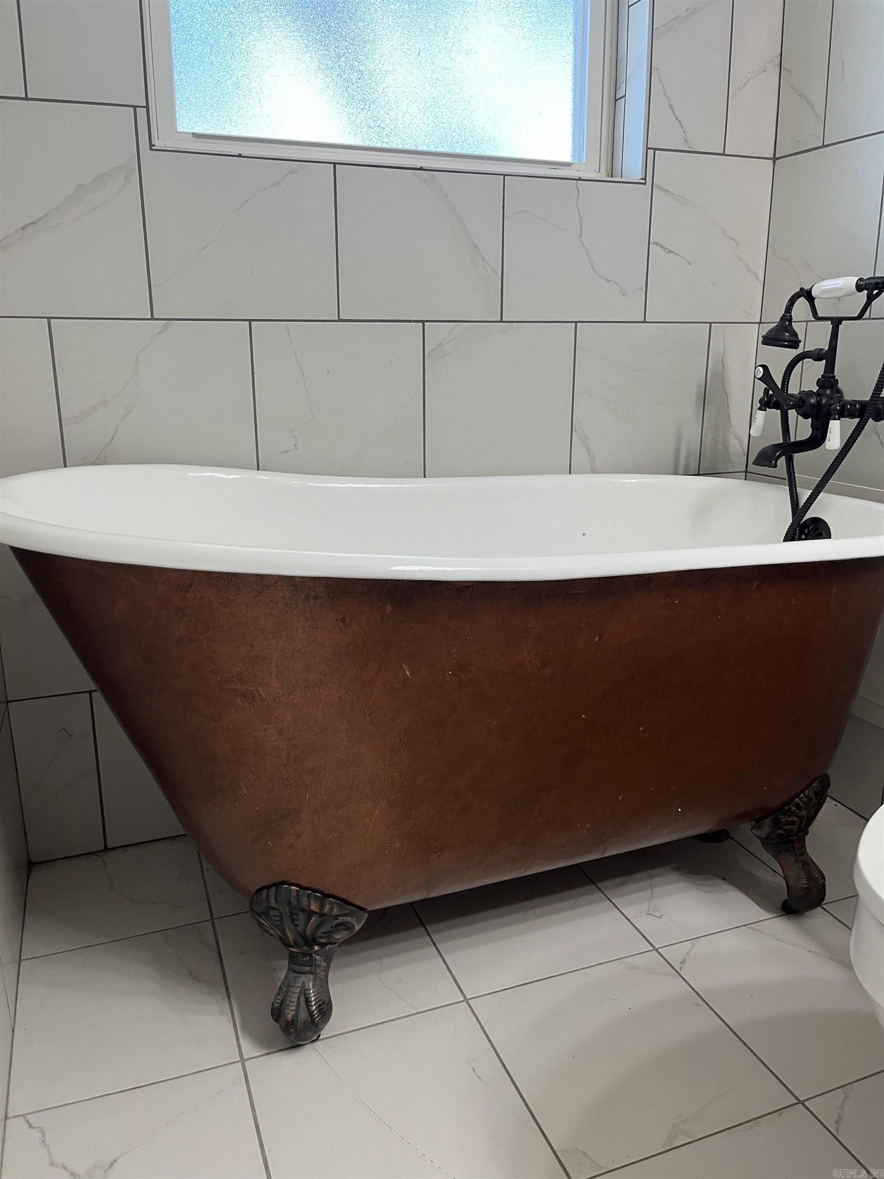 PINECROFT - Residential