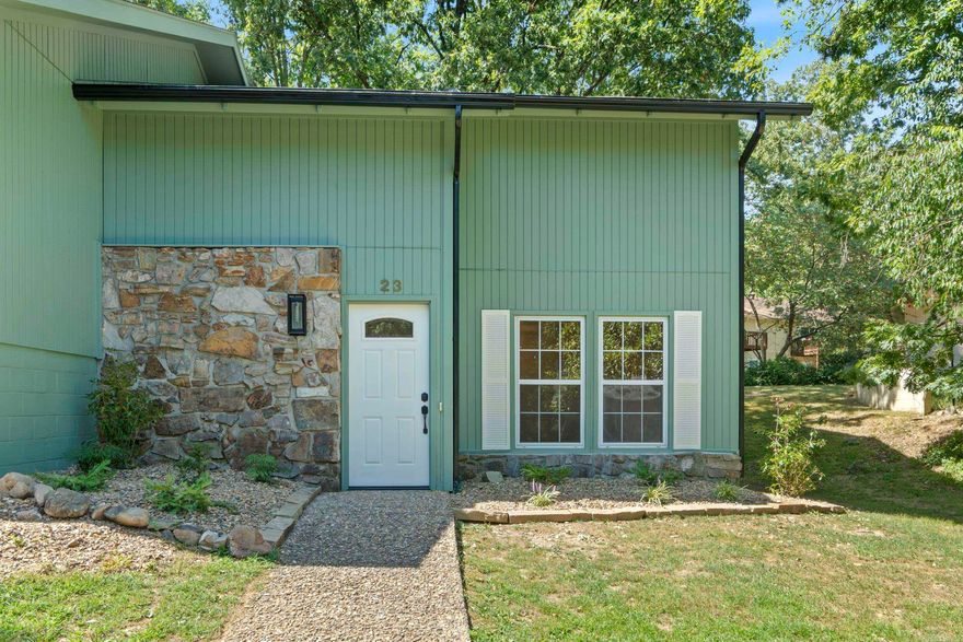 Welcome to this newly renovated 3-bedroom, 2 bath townhome located just 2 miles from the West Gate entrance of Hot Springs Village. With 1632 square feet of living space, this low-maintenance home is move-in ready and perfect as a primary residence, turnkey rental or vacation rental. Recent upgrades include a new roof and HVAC (installed May 2025), new appliances, updated lighting, bath fixtures and interior/exterior paint. The kitchen and bathrooms feature brand-new cabinetry paired with quartz countertops, while luxury vinyl plank flooring flows throughout most of the home. Additional highlights include ample storage space and neutral color palette. Residents enjoy access to Hot Springs Village's extensive amenities including golf courses, lakes, walking trails, tennis, pickleball, fitness center and much more. A $2000 new member buy-in fee applies at closing. Seller will contribute to buy-in fee with acceptable offer.  Proof of funds or loan pre-approval required with all offers.  Don't miss your opportunity to own a townhome in one of Arkansas most desirable gated communities.  Owner/Agent