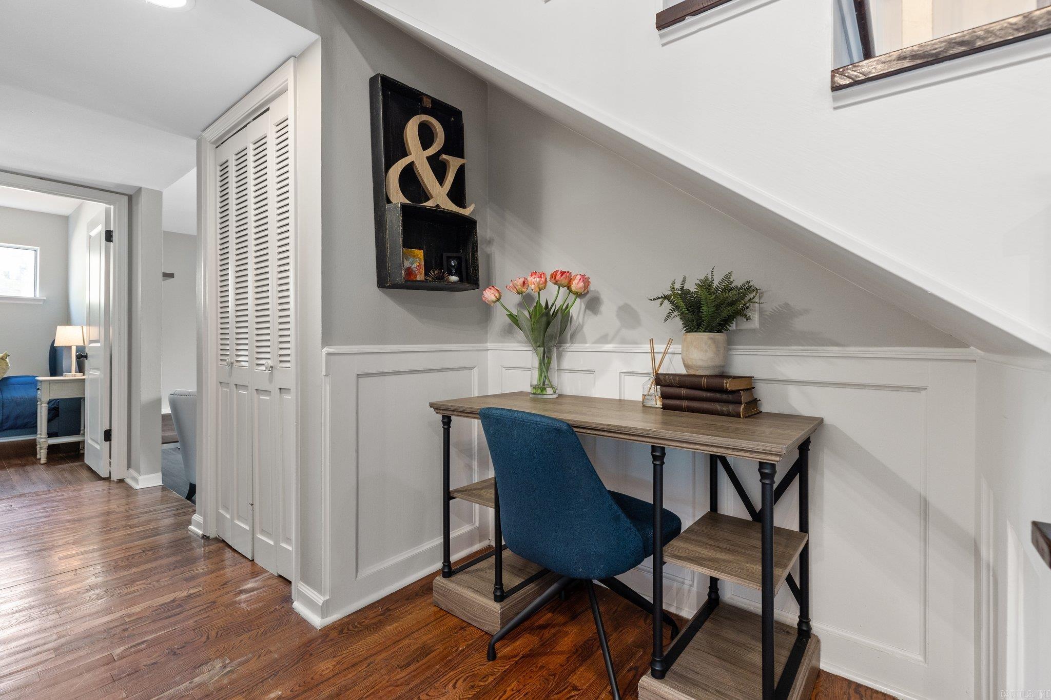 MAUMELLE CLUB MANOR TO CRYSTAL - Residential