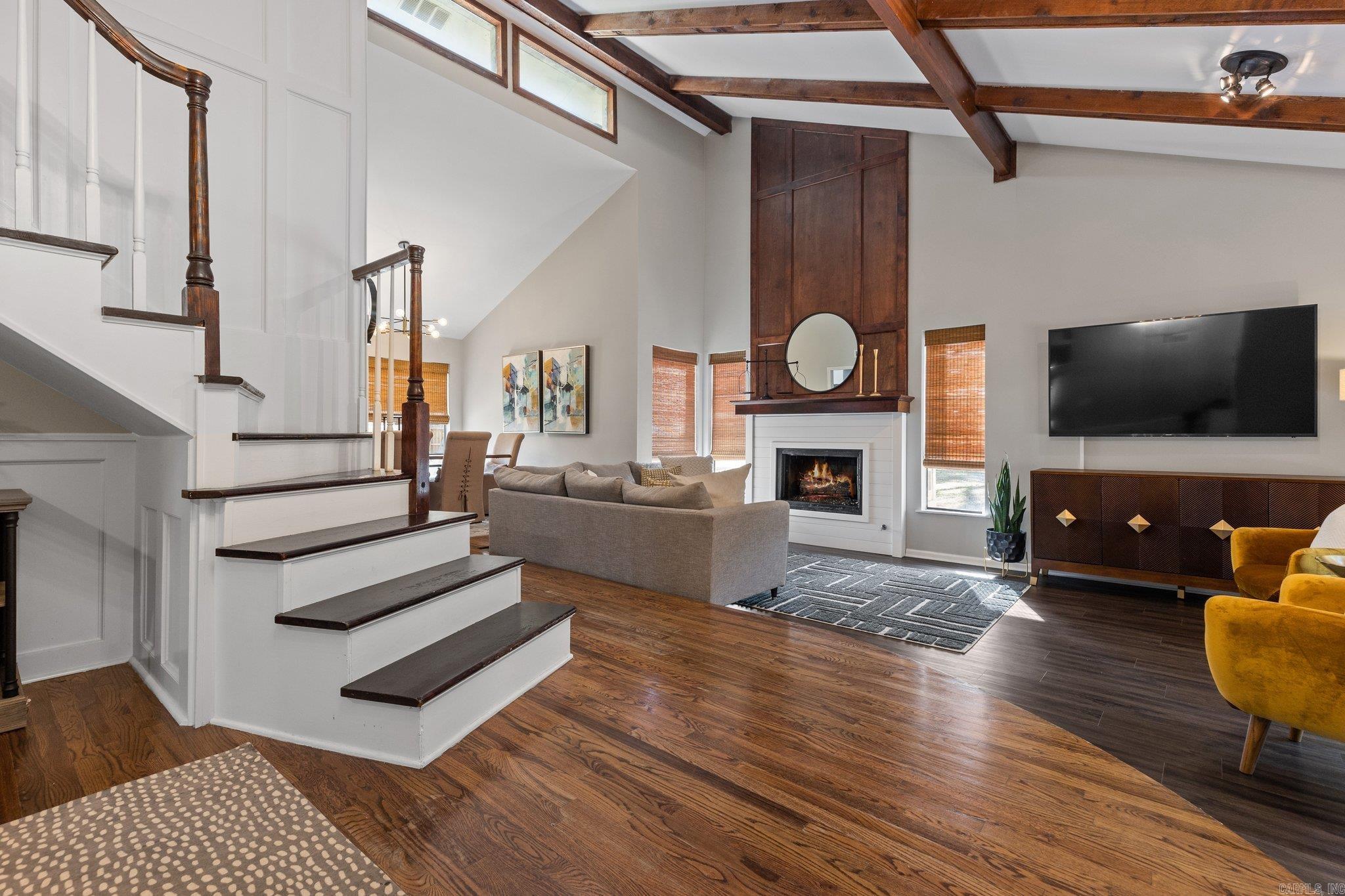 MAUMELLE CLUB MANOR TO CRYSTAL - Residential