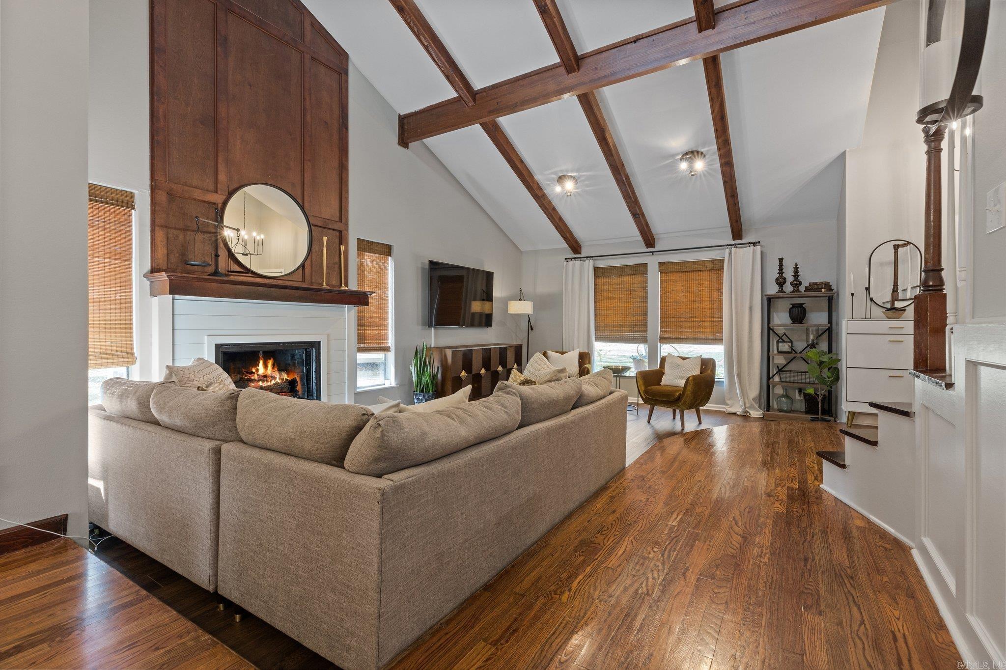 MAUMELLE CLUB MANOR TO CRYSTAL - Residential