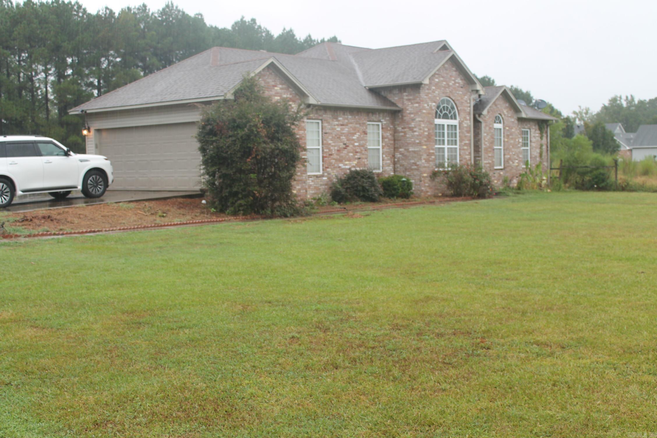 OLIVIA ESTATES - Residential