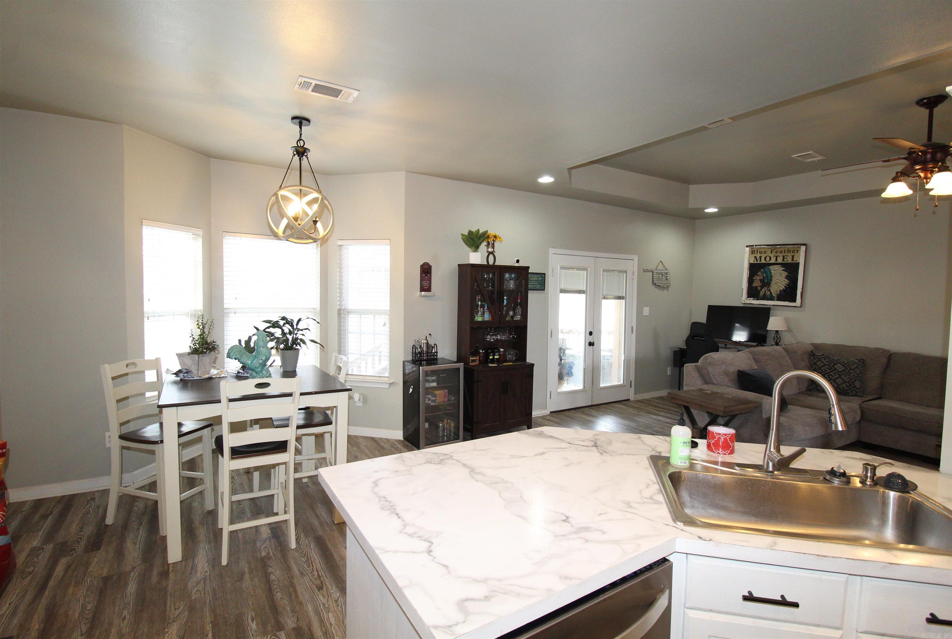 OLIVIA ESTATES - Residential