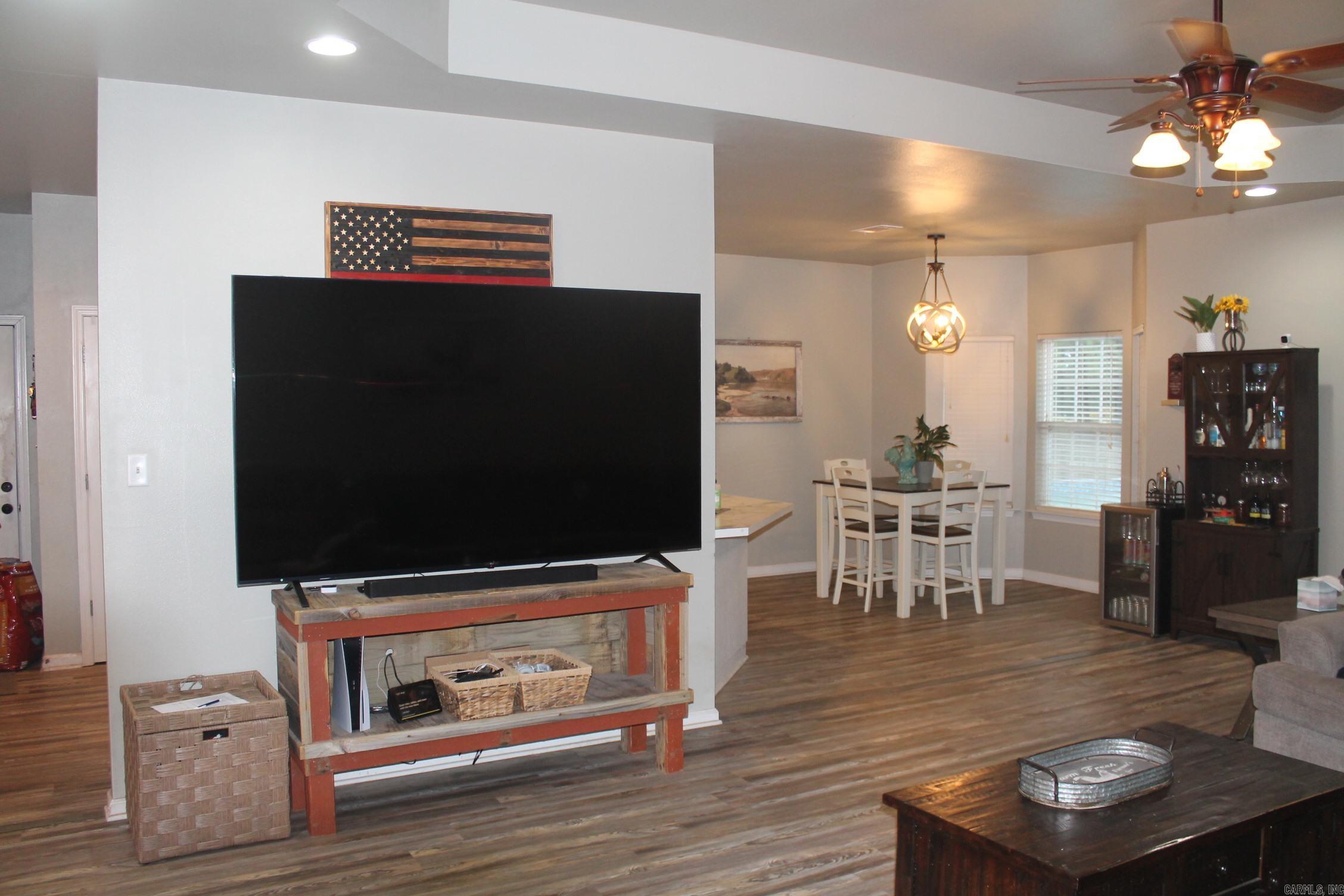 OLIVIA ESTATES - Residential