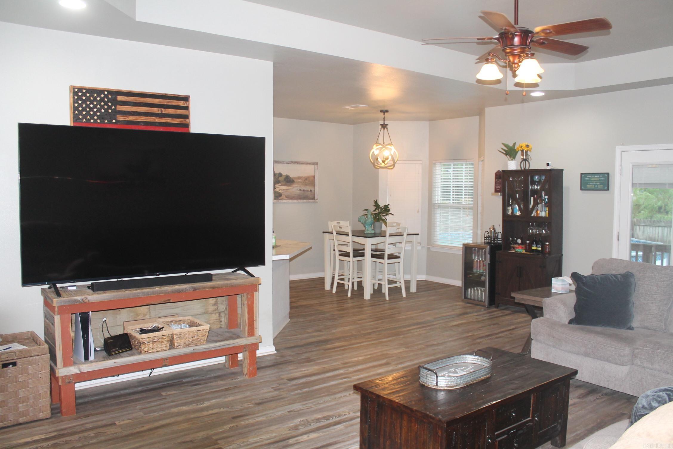 OLIVIA ESTATES - Residential