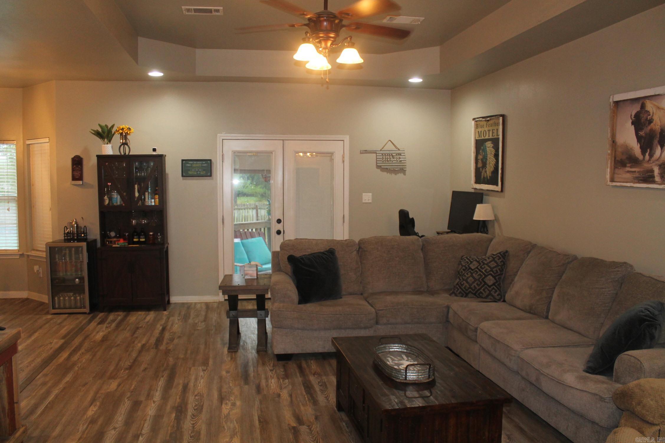 OLIVIA ESTATES - Residential