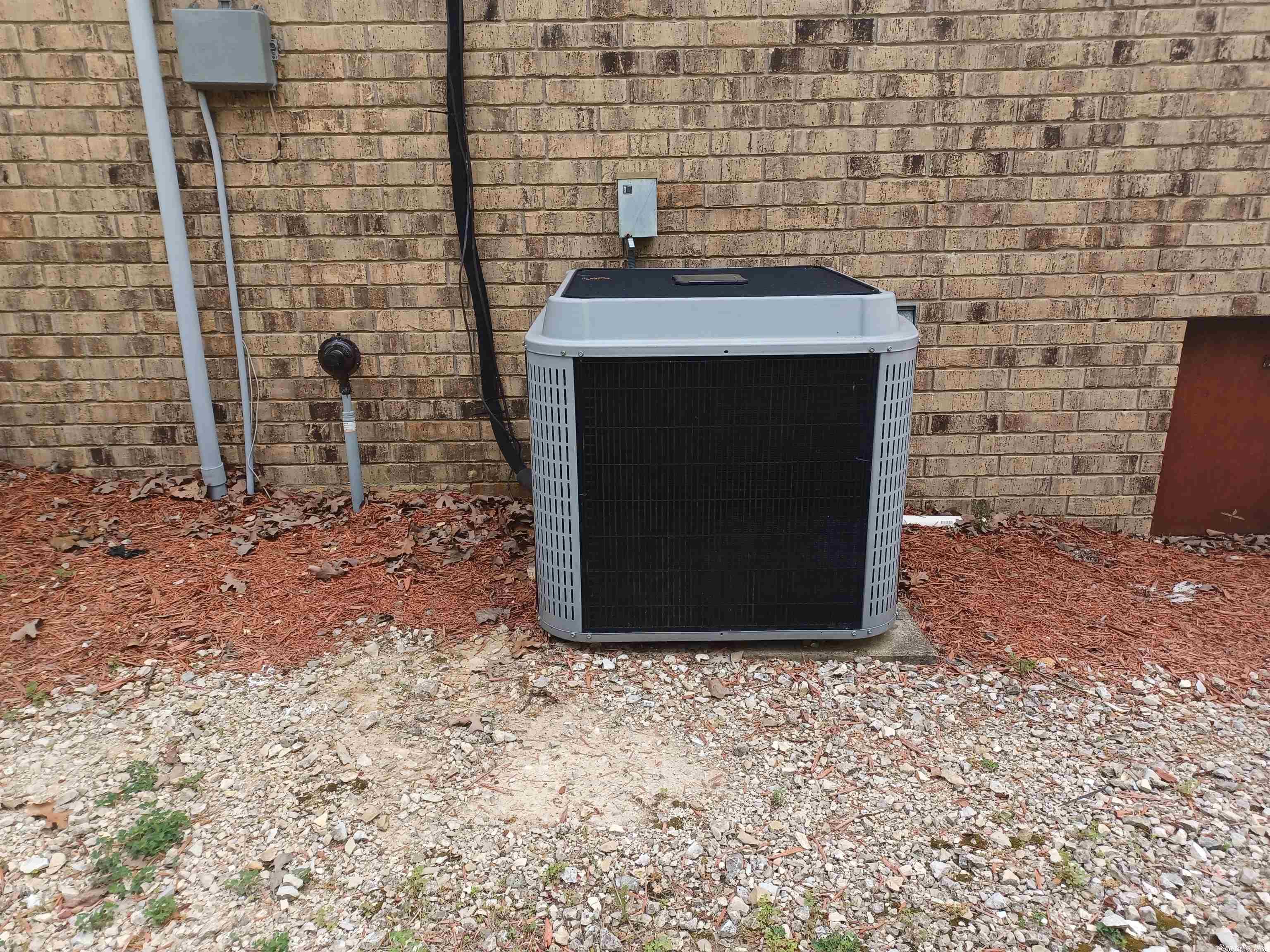 Business Center - Commercial Sale