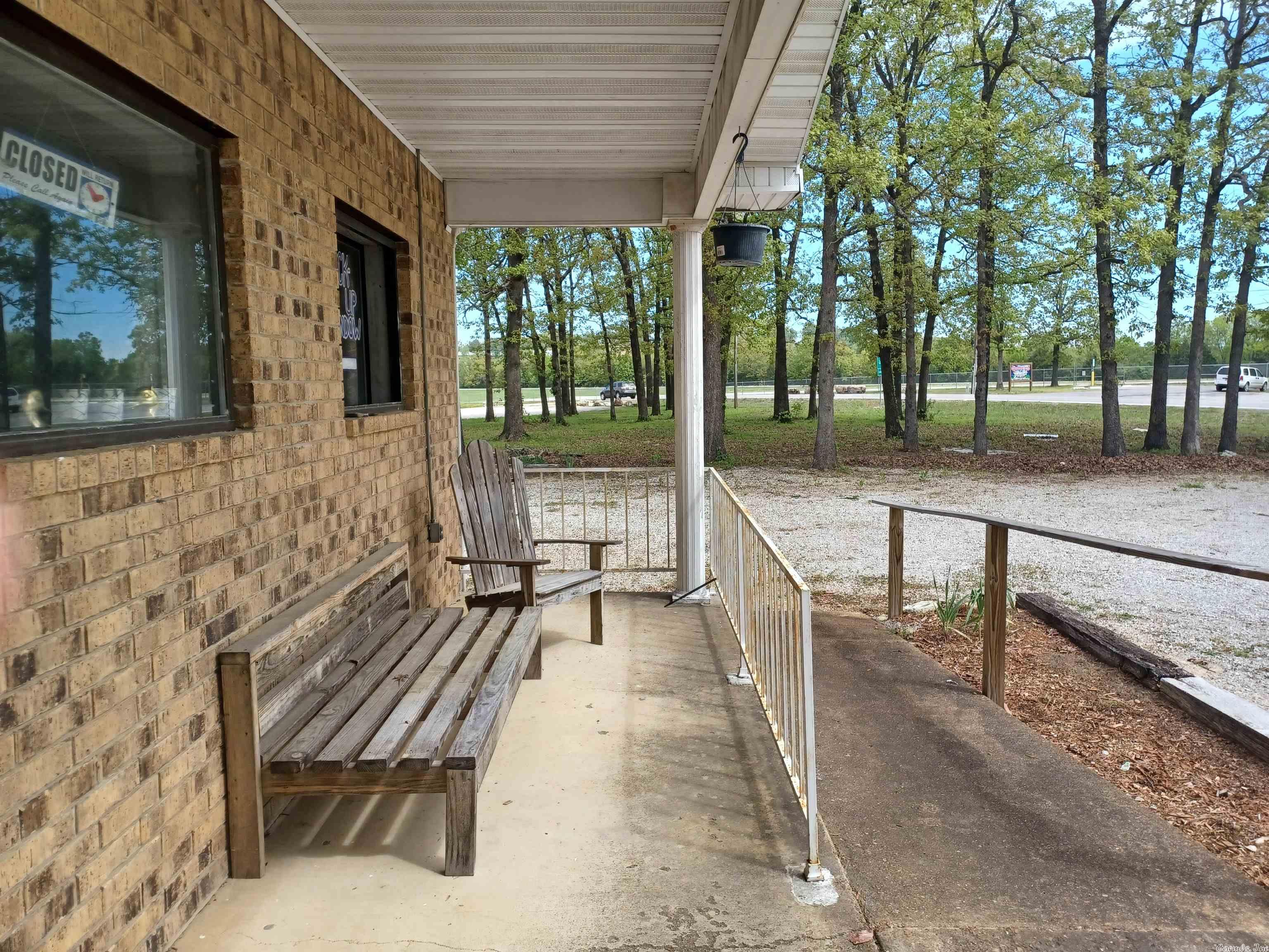 Business Center - Commercial Sale