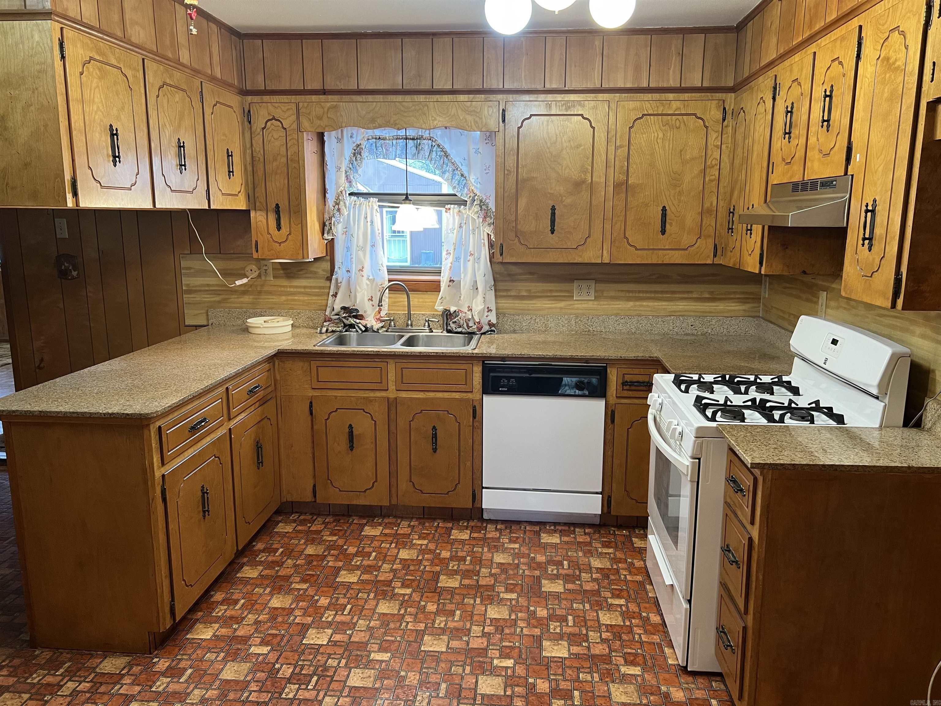 BEEBE OUTLOTS - Residential